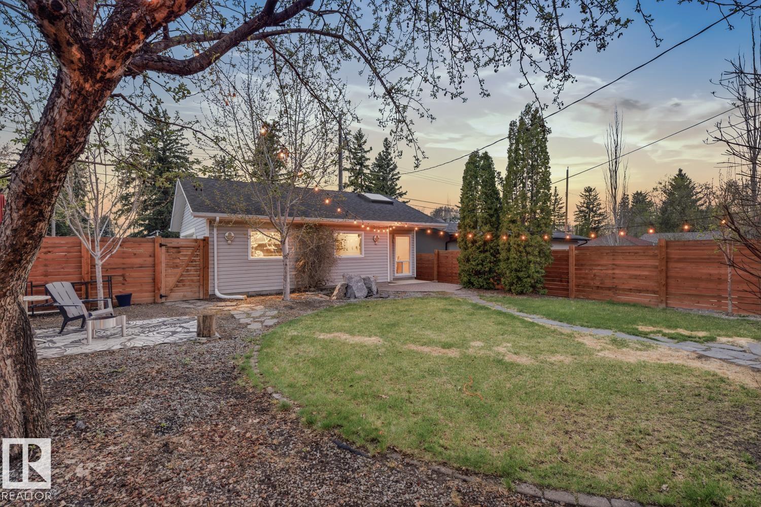 https://zimg.paragon.ice.com/ParagonImages/Property/PM/RAE/225401574/40/0/0/be02eeb8acbc4e372d657eb88e030827/1/40d15c312024133628f97f60d6c9b0b2/225401574-18a67259-fe48-4220-bdf7-751c57c43fc0.JPG