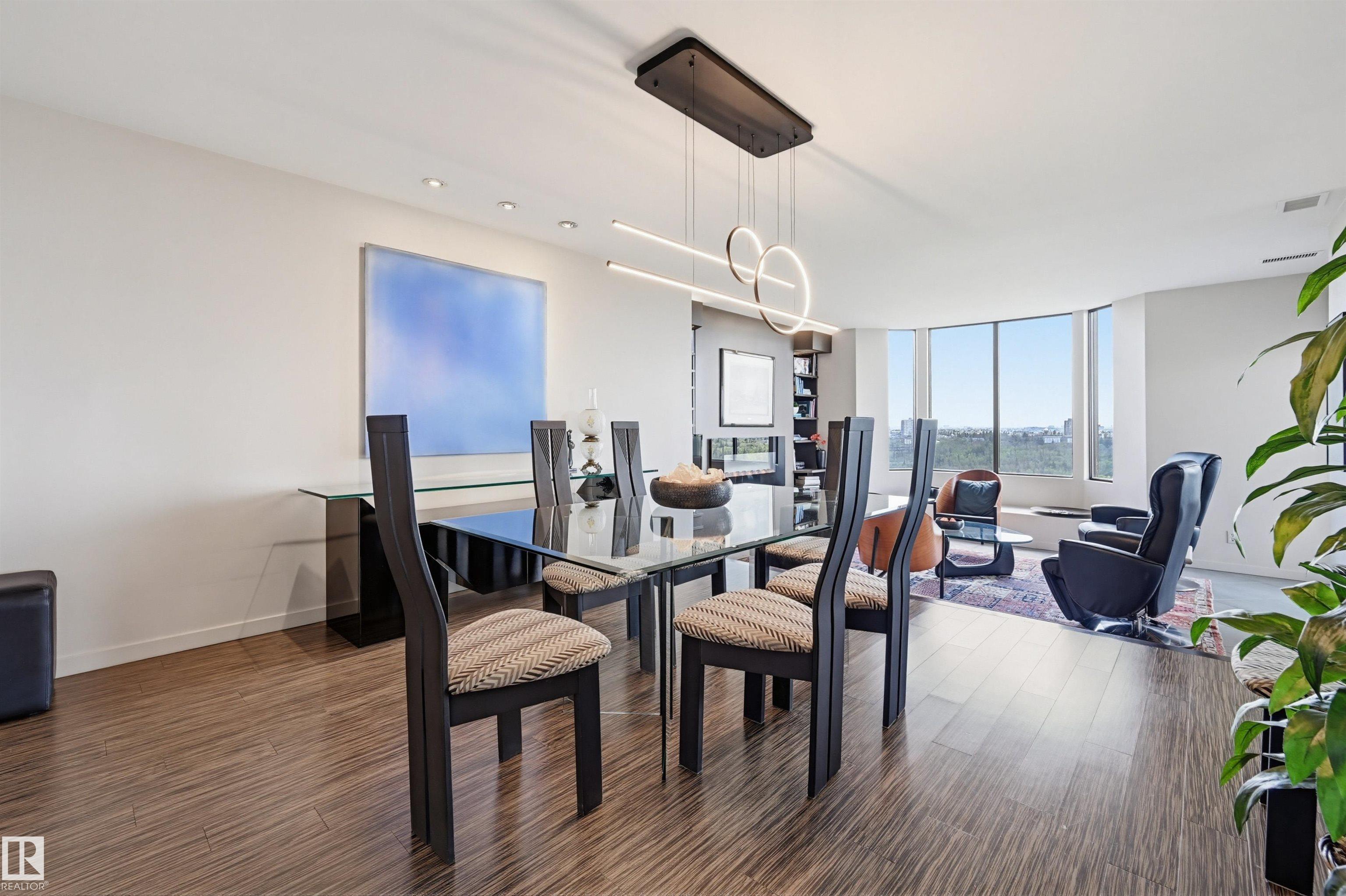 1704 - 11503 100 Avenue NW, Wîhkwêntôwin, Edmonton