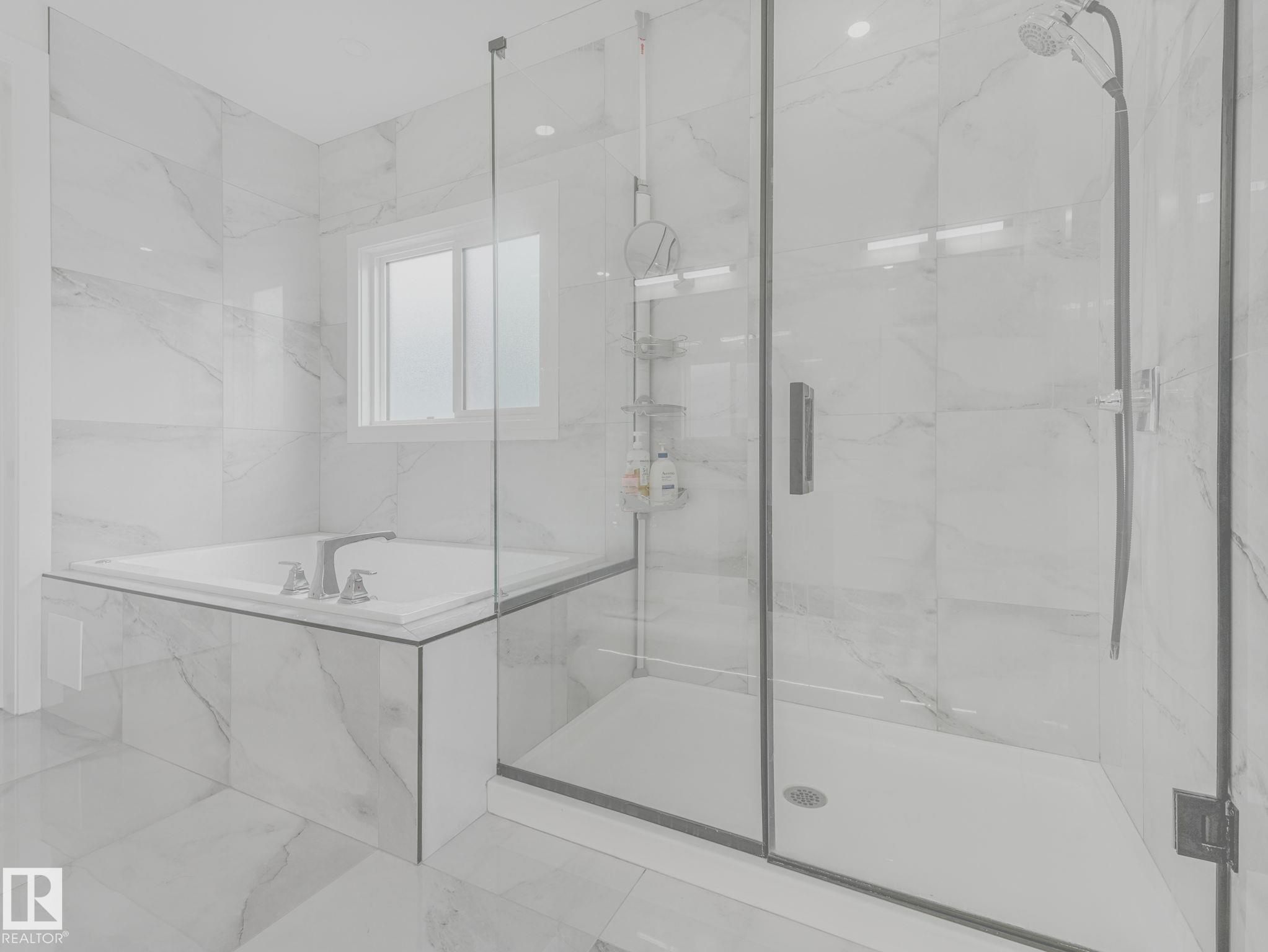 Photo 38 at 16307 19 Avenue SW, Glenridding Heights, Edmonton