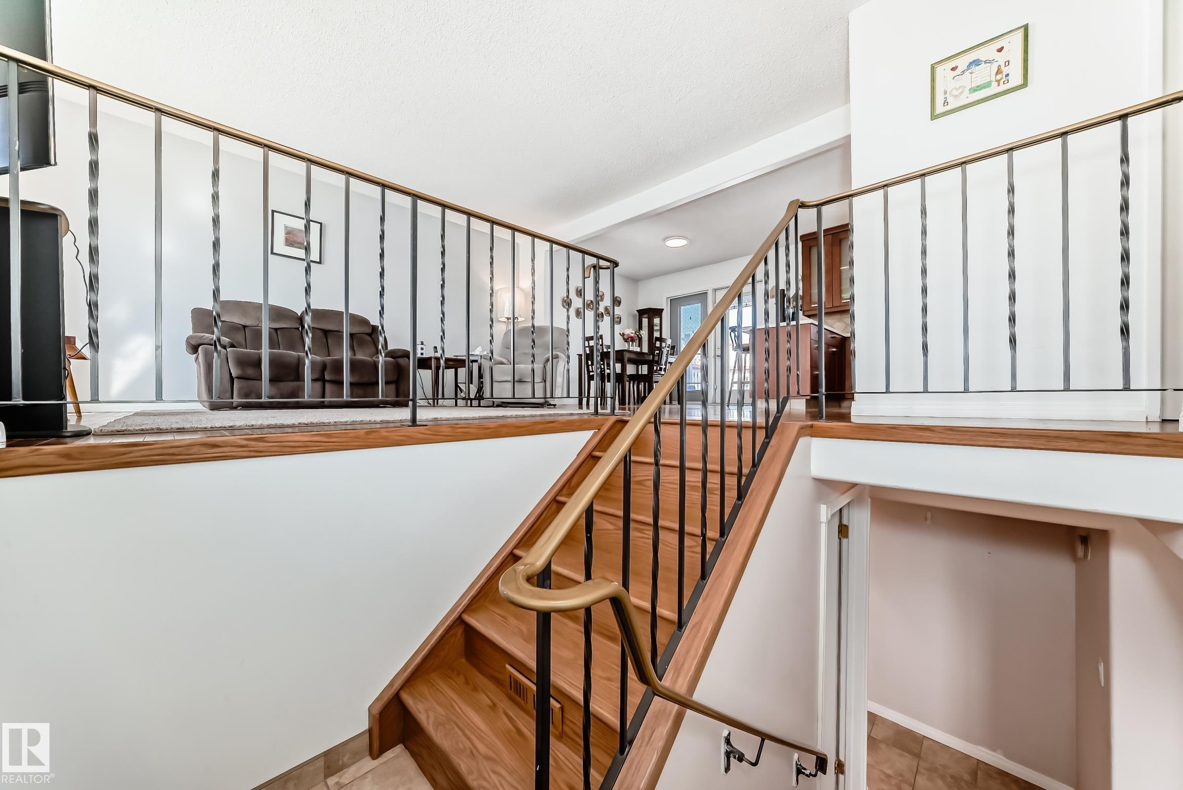 11812 139 Avenue NW, Carlisle, Edmonton