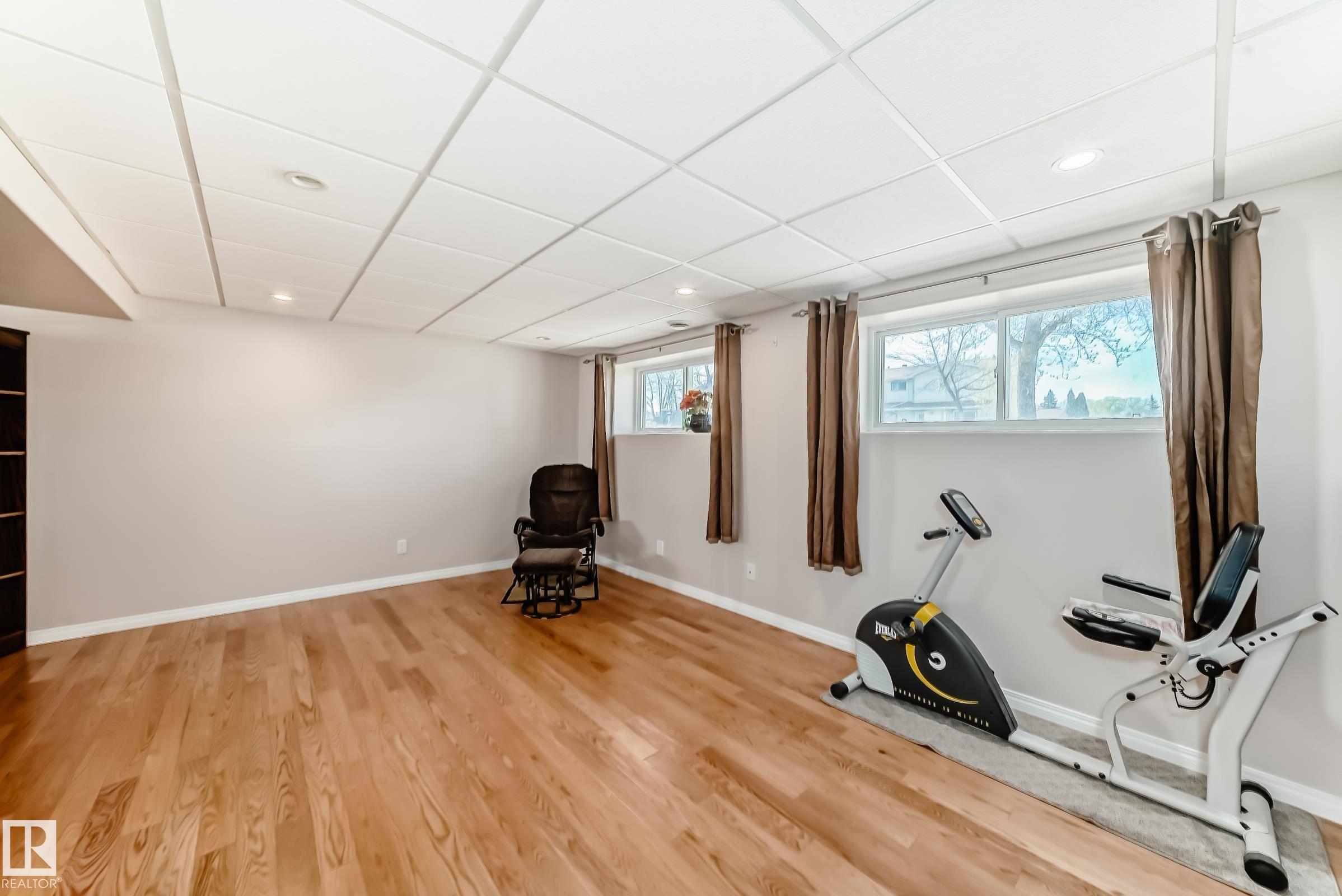 Photo 23 at 11812 139 Avenue NW, Carlisle, Edmonton