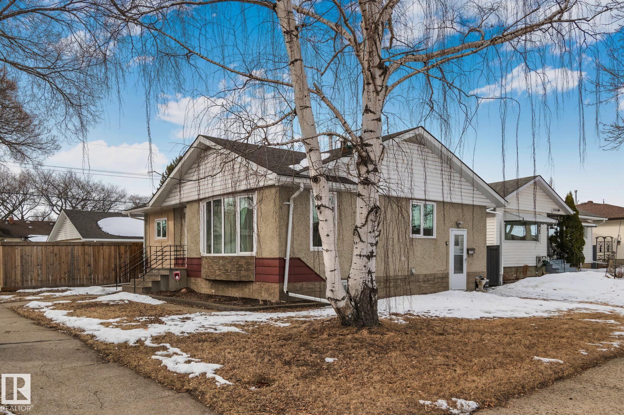 Photo 22 at 12002 37 Street NW, Beacon Heights, Edmonton