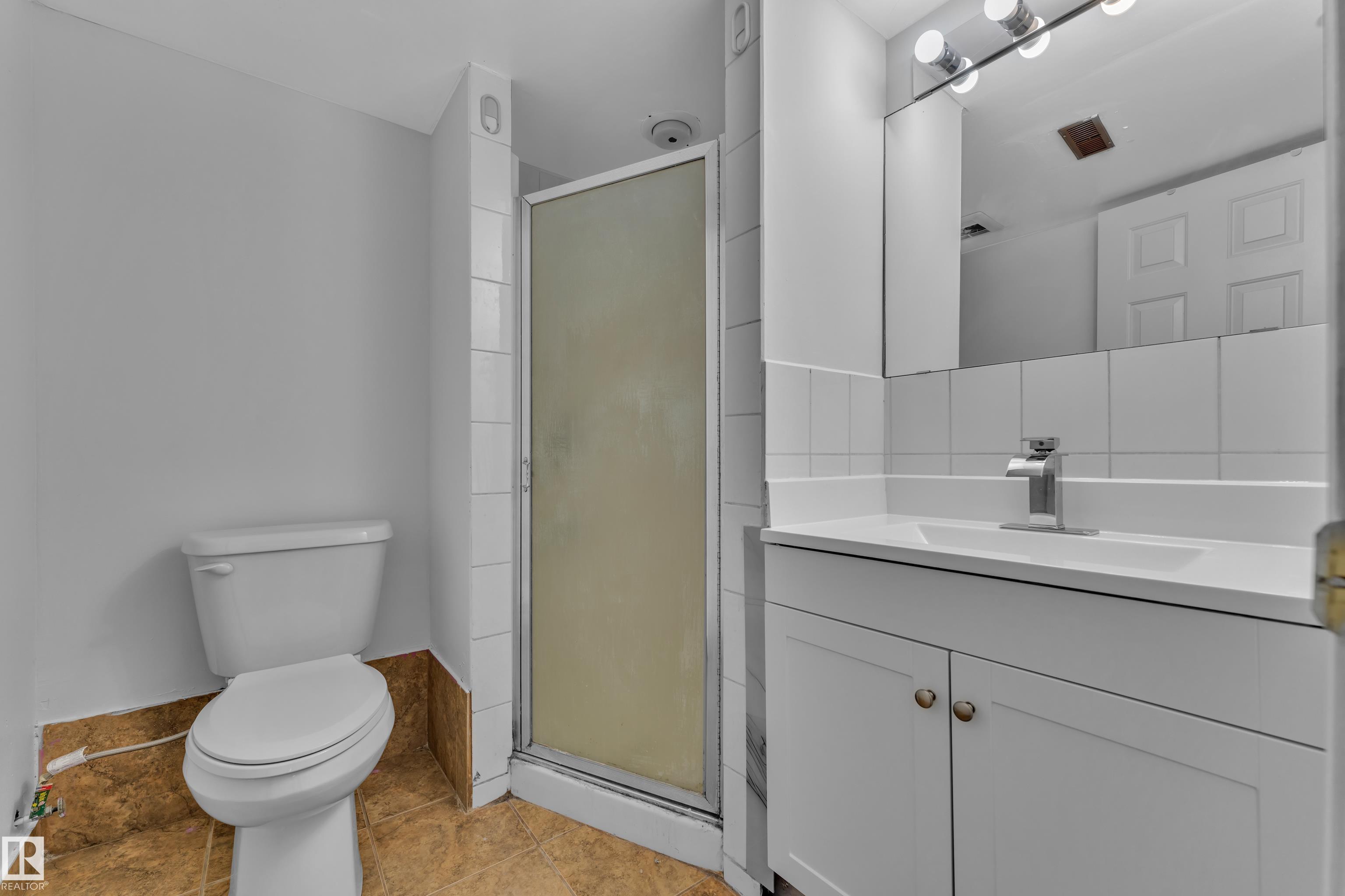 Photo 25 at 3227 145 Avenue NW, Kirkness, Edmonton