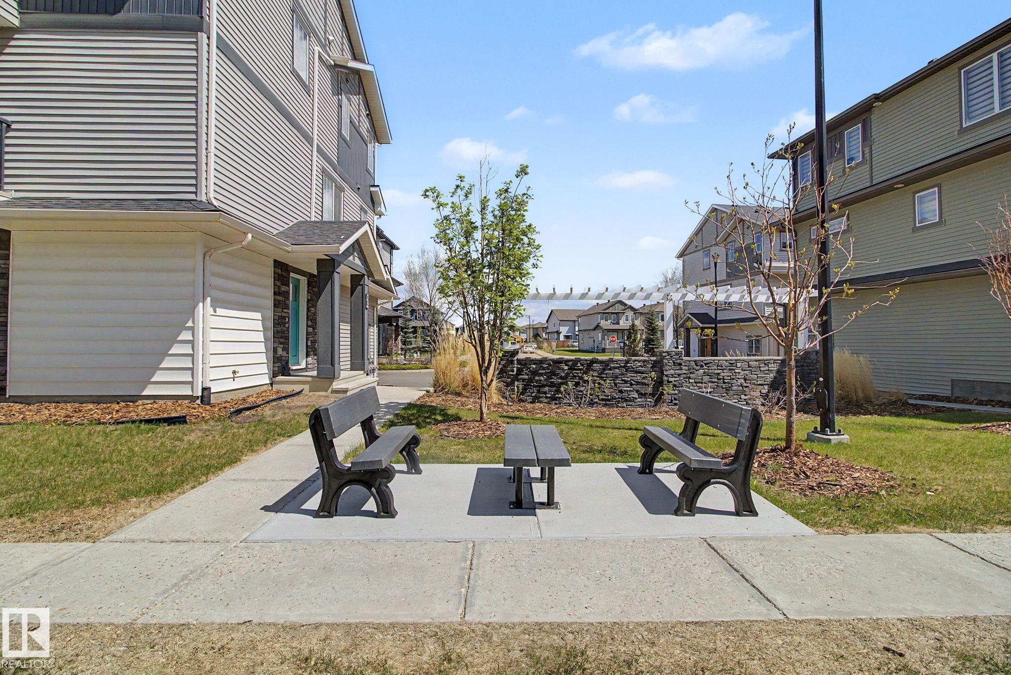 https://zimg.paragon.ice.com/ParagonImages/Property/PM/RAE/225401595/34/0/0/656dbd4ff8e60ea9b79e19a65b561e24/1/8db1d2a3690f280d40f4de989dd44b6d/225401595-551a5b8a-eaab-4878-8358-1048ddbe0dd3.JPG