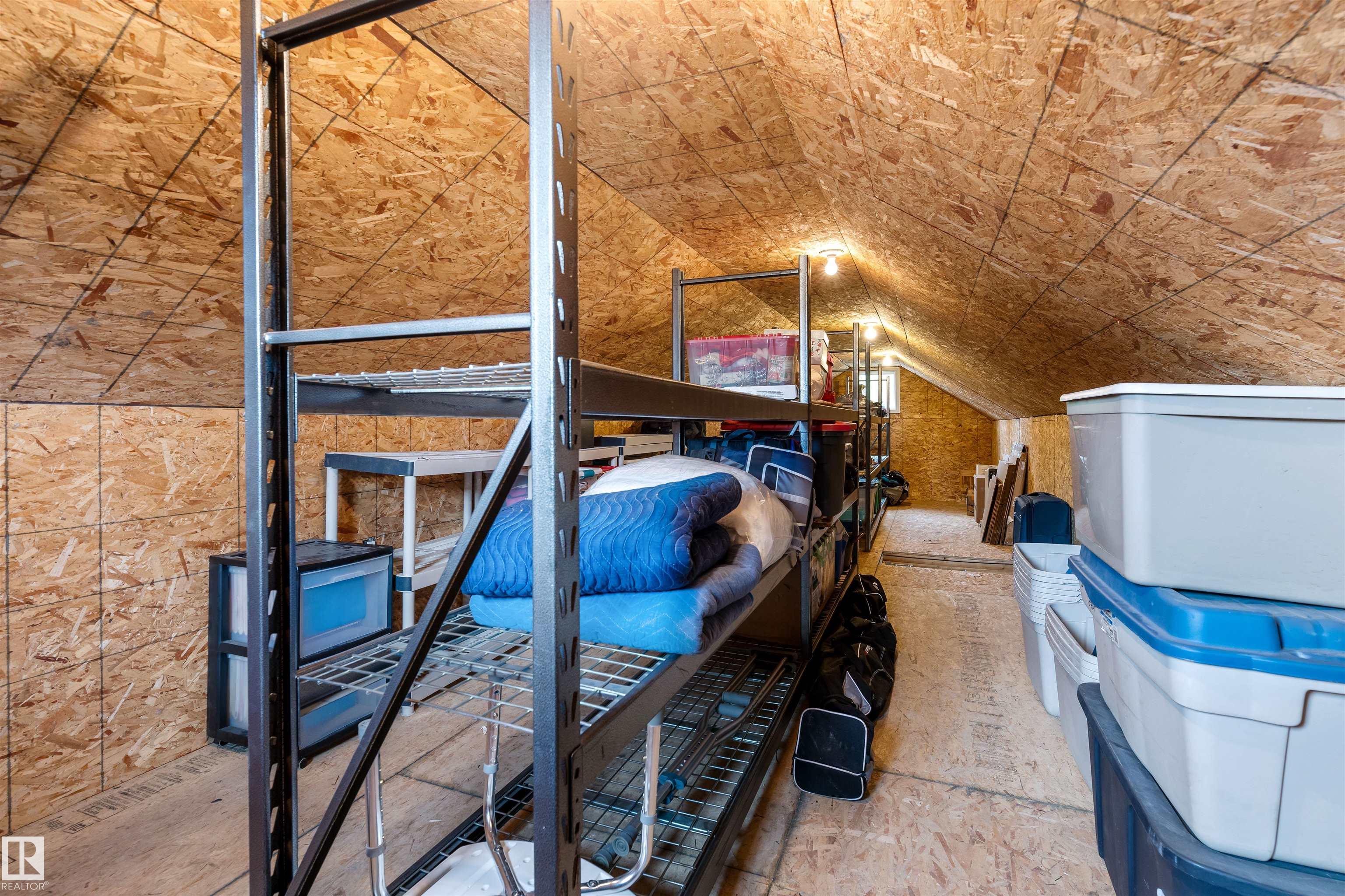 https://zimg.paragon.ice.com/ParagonImages/Property/PM/RAE/225401601/34/0/0/e3f9bf924996e763fef0d666a30f2a96/1/b8fd85b5c10049239ed99596fa475d54/225401601-78851e72-50b4-4919-b34f-6280e114ed9c.JPG