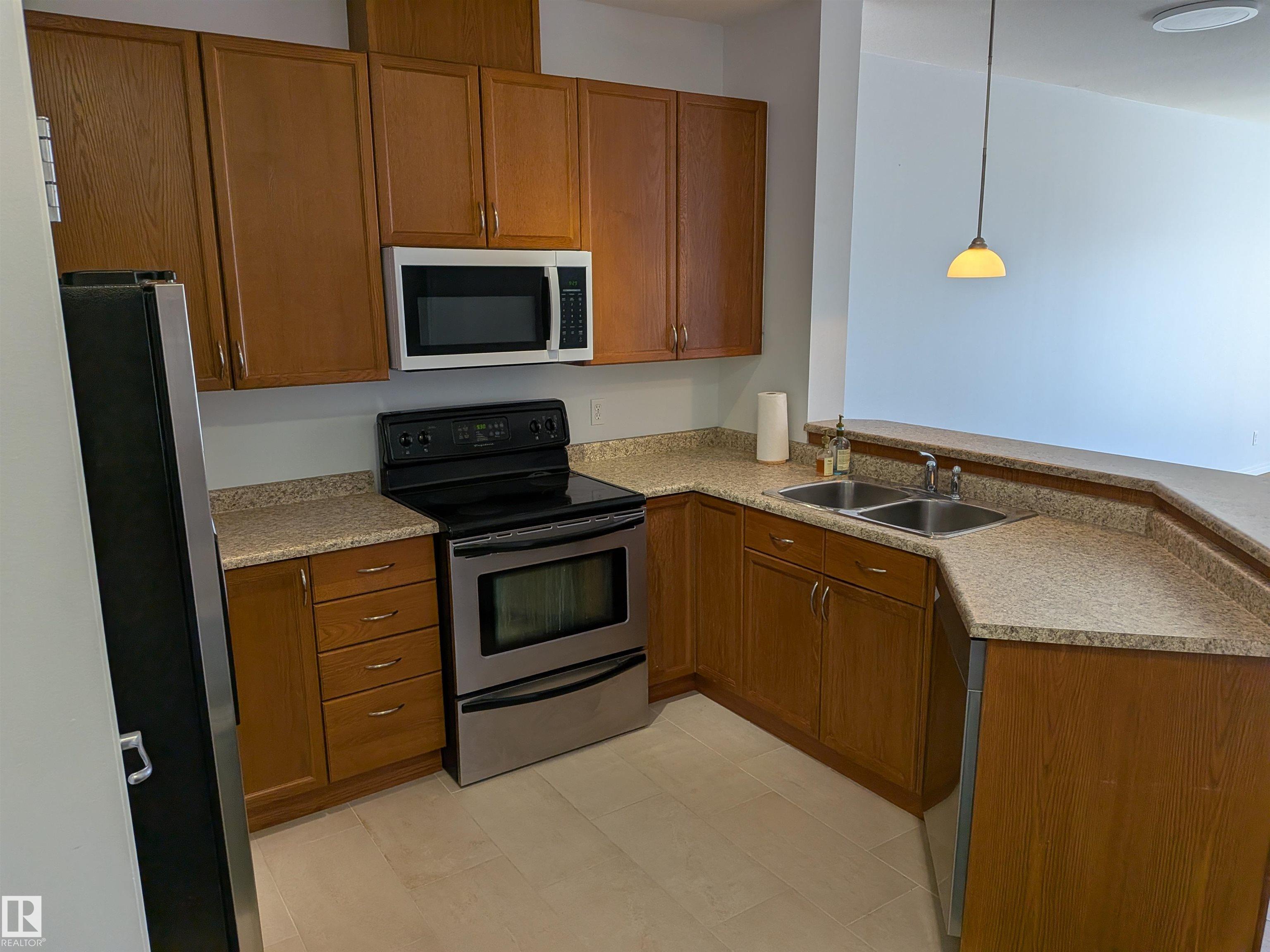 419 - 4304 139 Avenue NW, Clareview Town Centre, Edmonton
