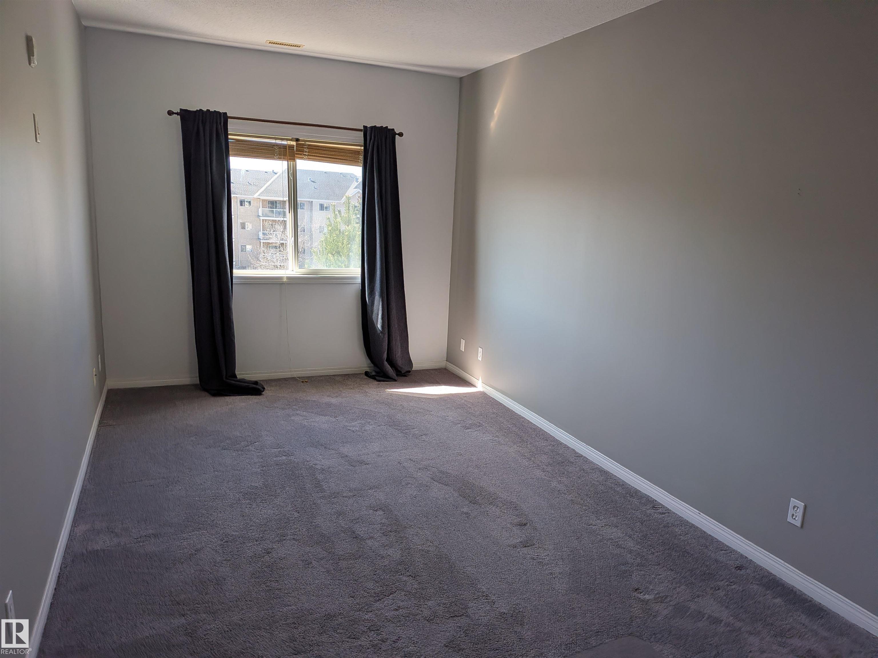 419 - 4304 139 Avenue NW, Clareview Town Centre, Edmonton