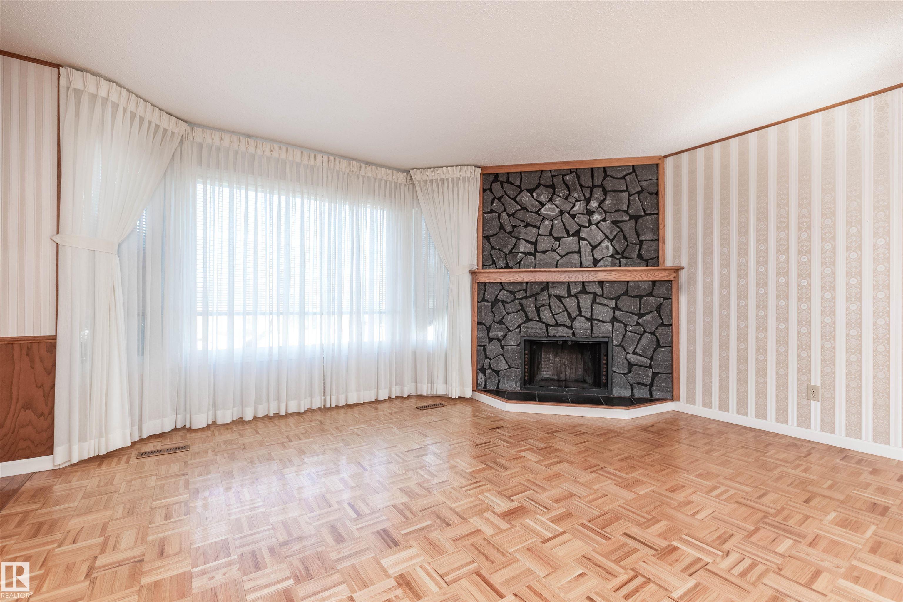Photo 7 at 13319 30 Street NW, Belmont, Edmonton