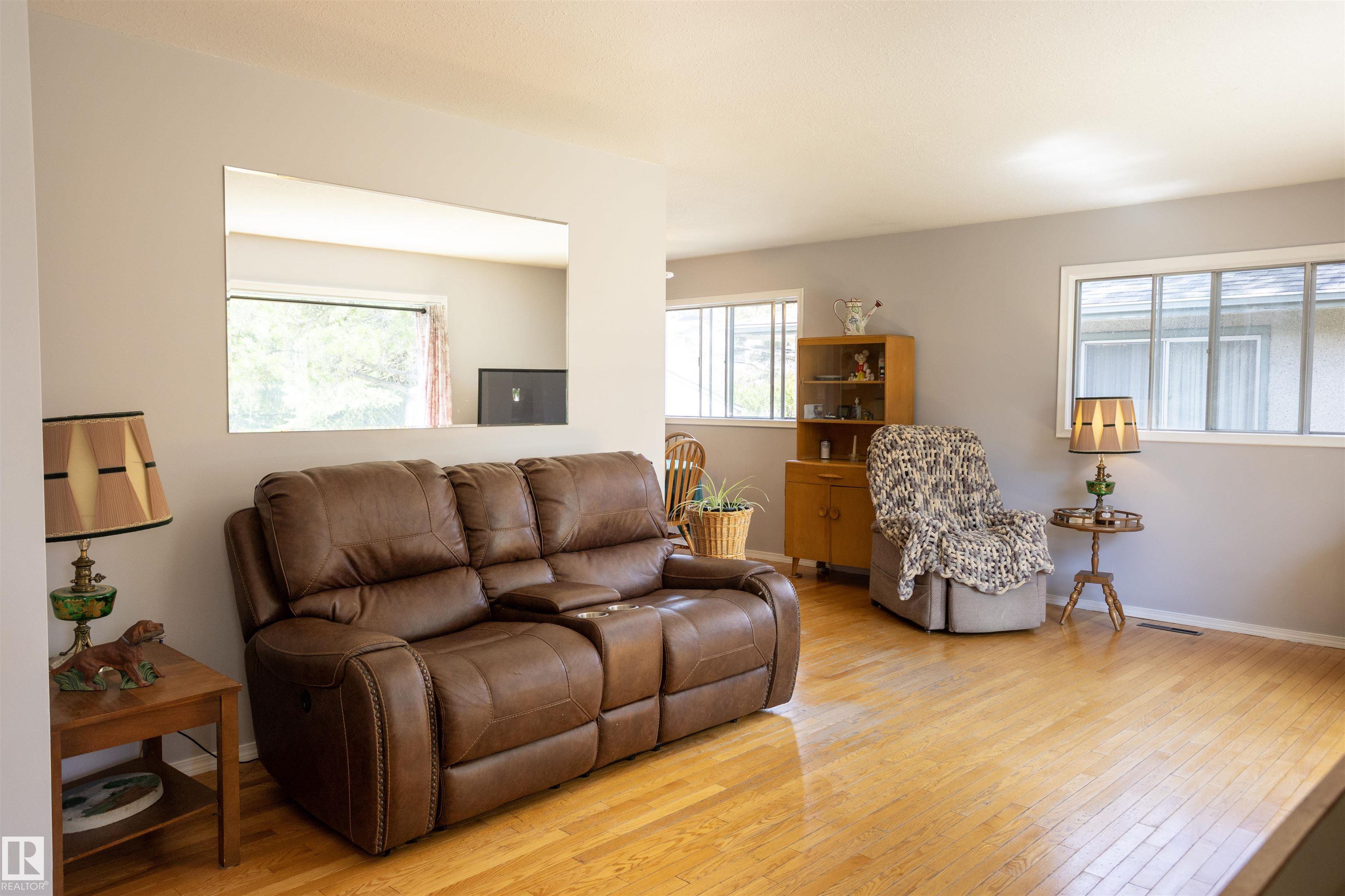 Photo 10 at 10428 68 Avenue NW, Allendale, Edmonton