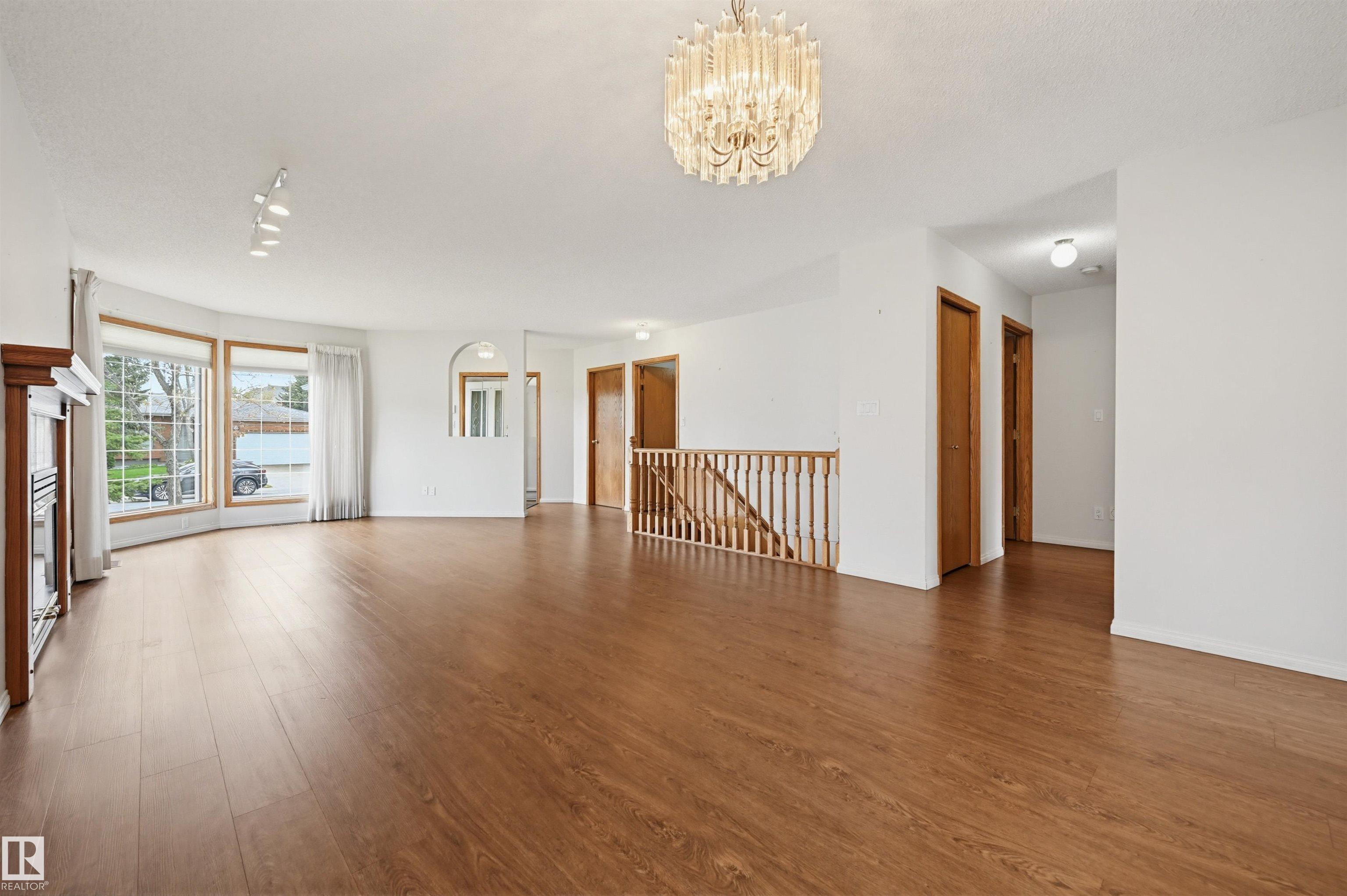 Photo 9 at 604 Revell Wynd NW, Rhatigan Ridge, Edmonton