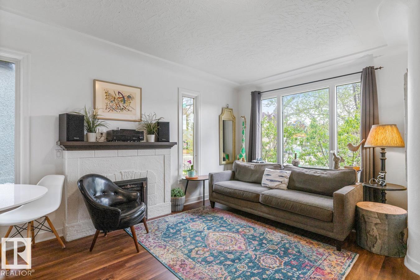 9908 87 Avenue NW, Strathcona, Edmonton