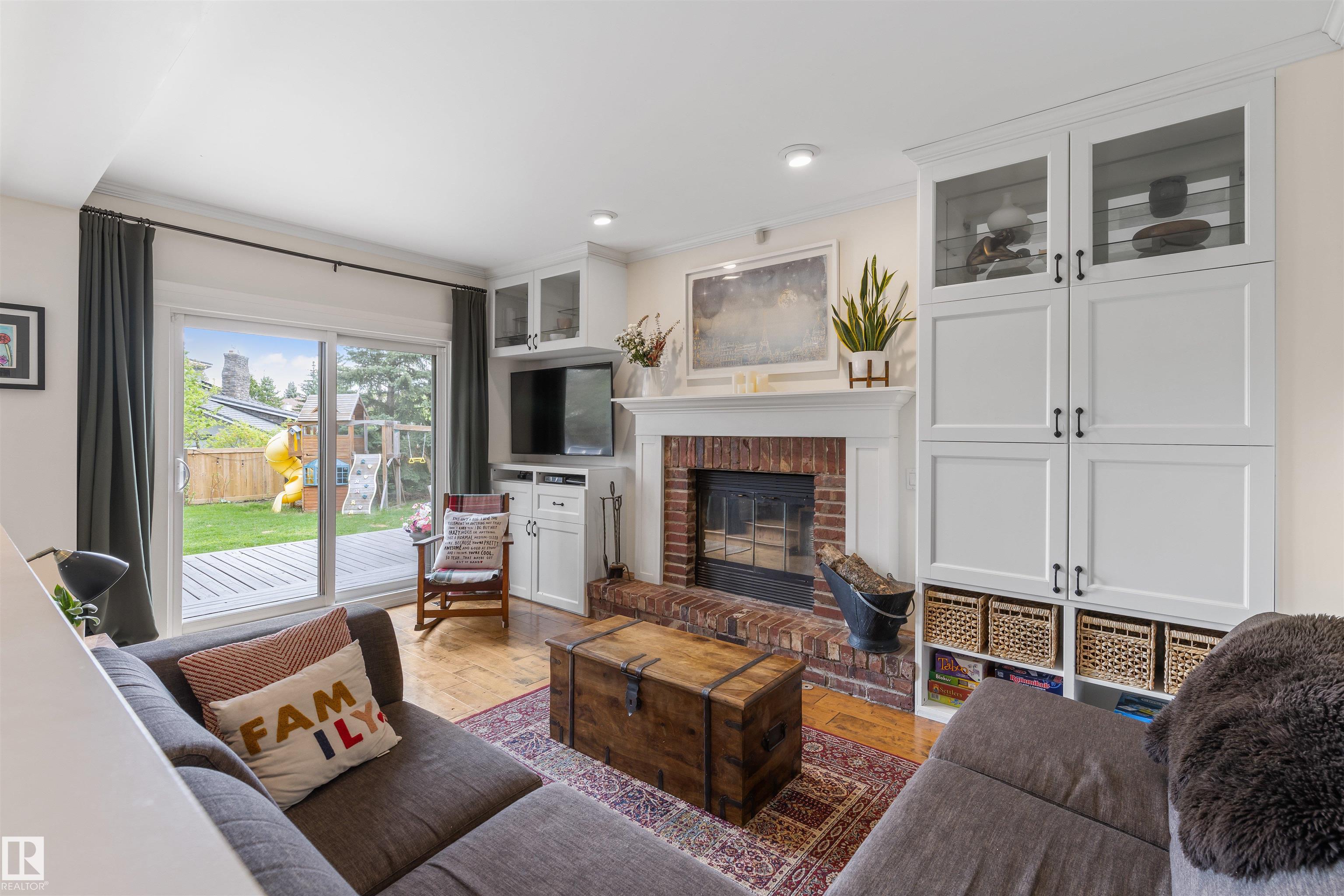 Photo 17 at 4711 Whitemud Road NW, Ramsay Heights, Edmonton
