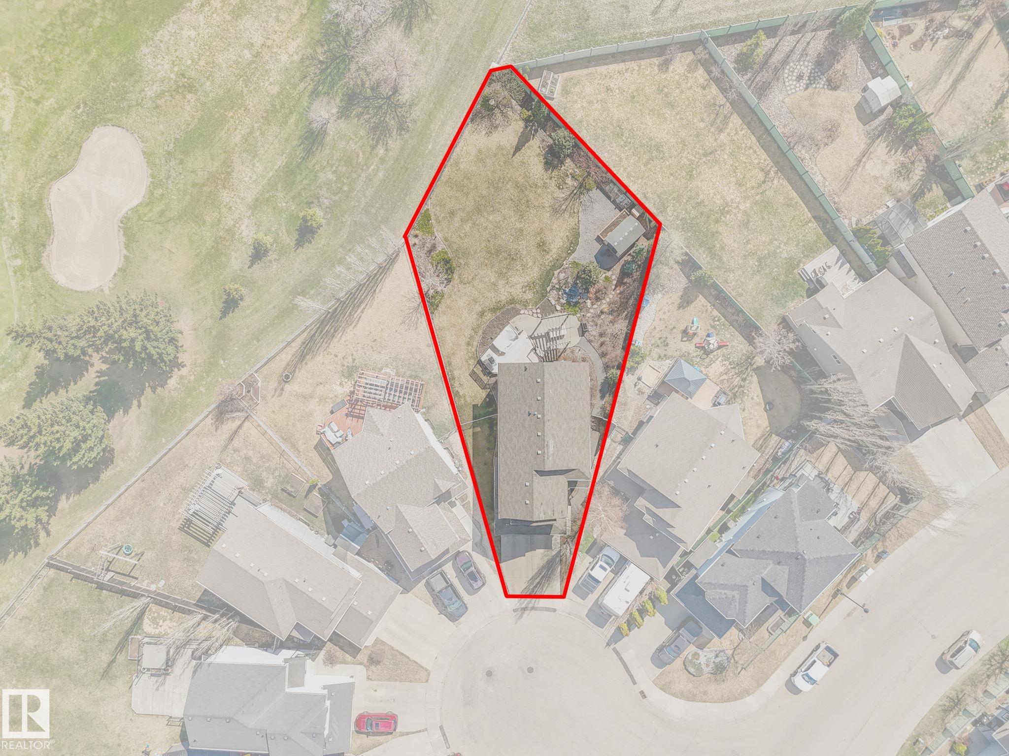 Photo 12 at 20853 92a Avenue NW, Suder Greens, Edmonton