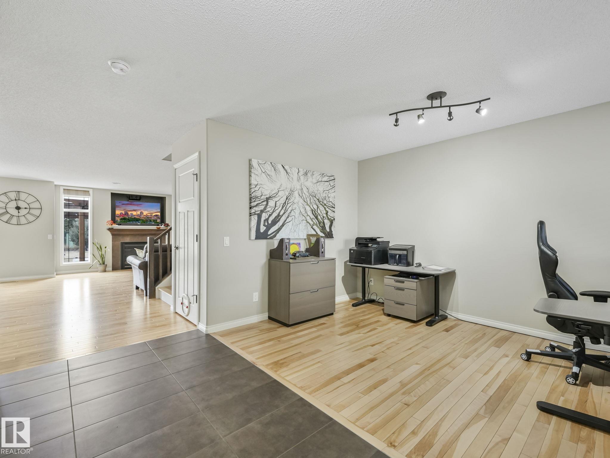 Photo 20 at 20853 92a Avenue NW, Suder Greens, Edmonton