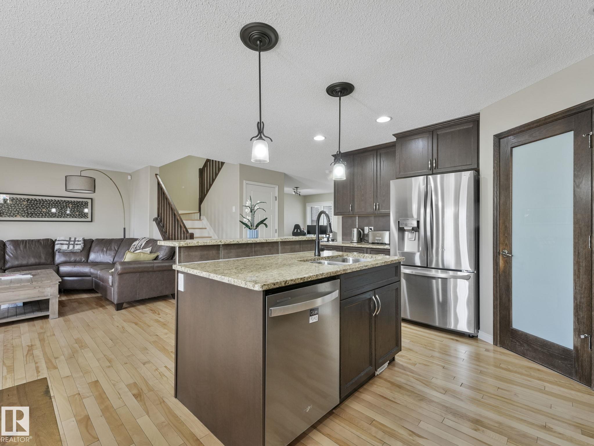 Photo 23 at 20853 92a Avenue NW, Suder Greens, Edmonton