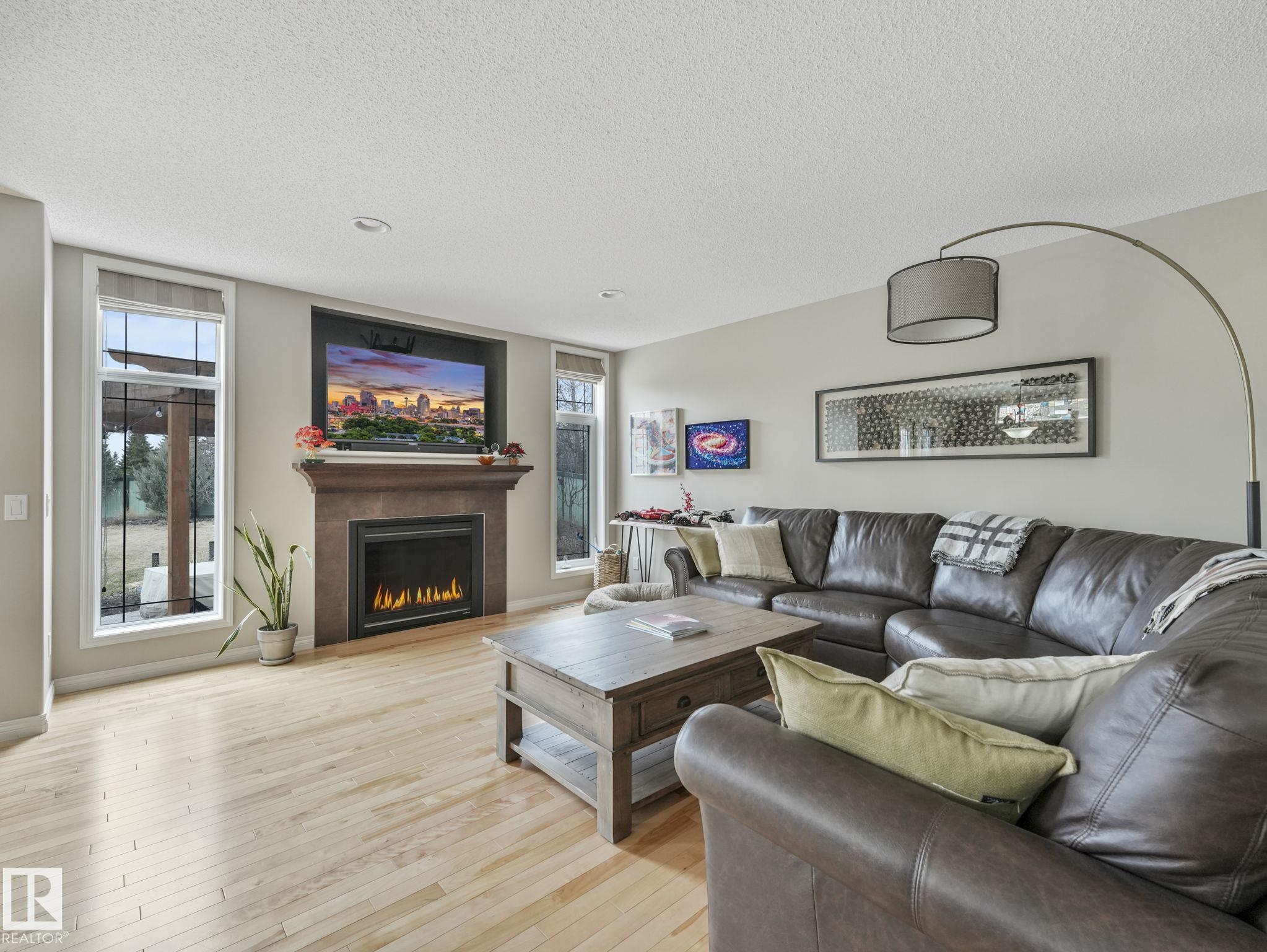 Photo 26 at 20853 92a Avenue NW, Suder Greens, Edmonton
