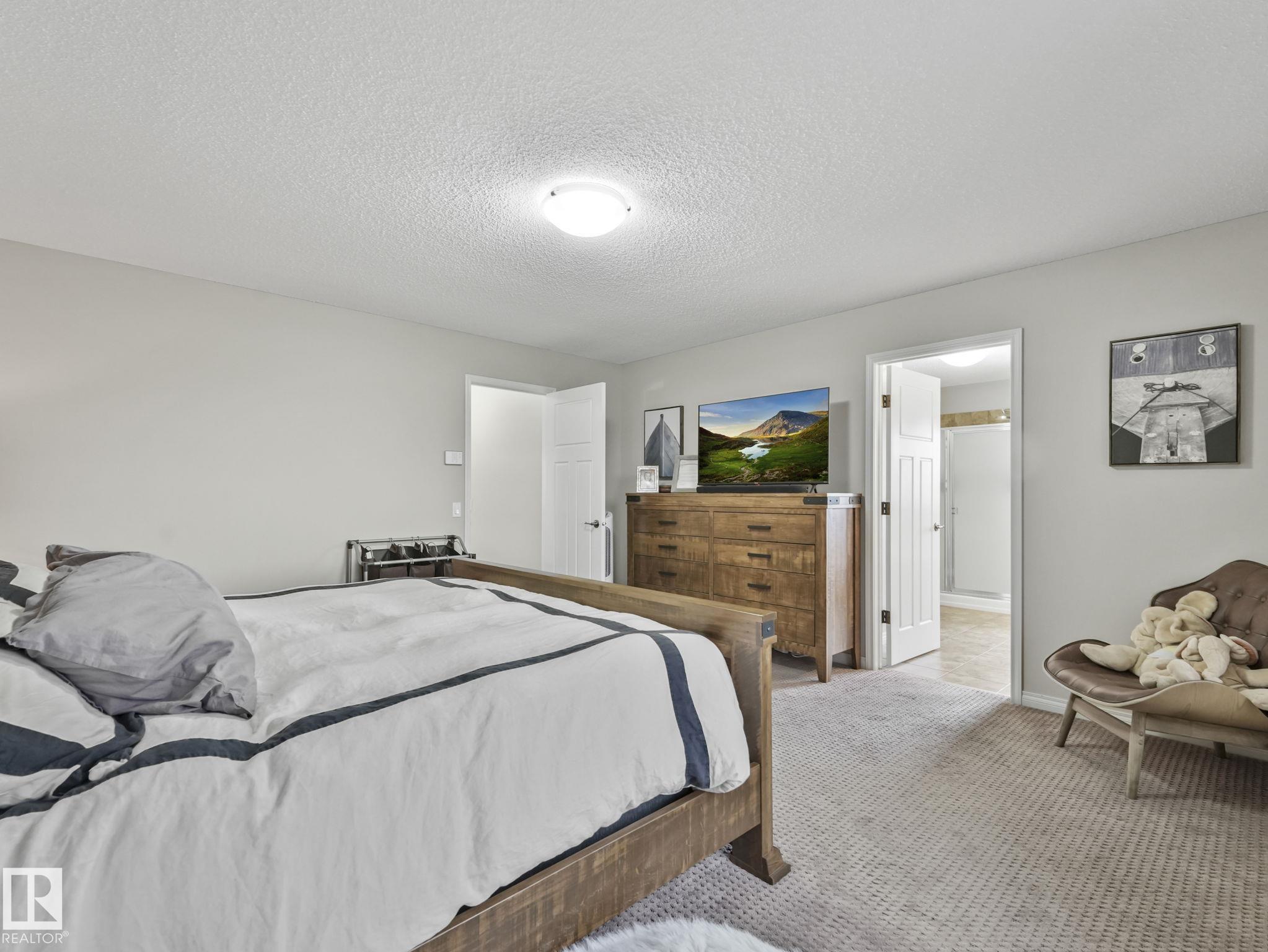 Photo 45 at 20853 92a Avenue NW, Suder Greens, Edmonton