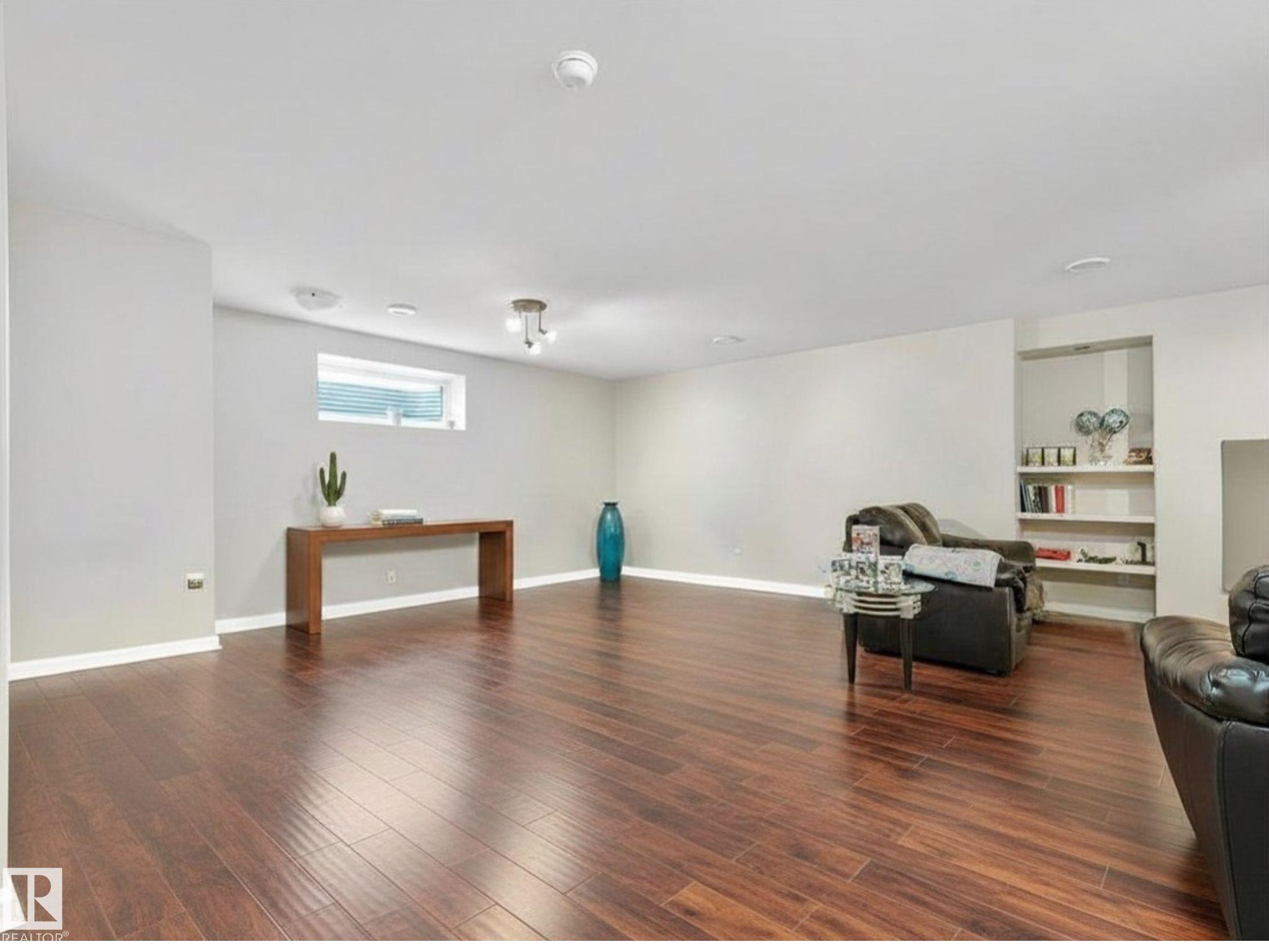 Photo 54 at 20853 92a Avenue NW, Suder Greens, Edmonton