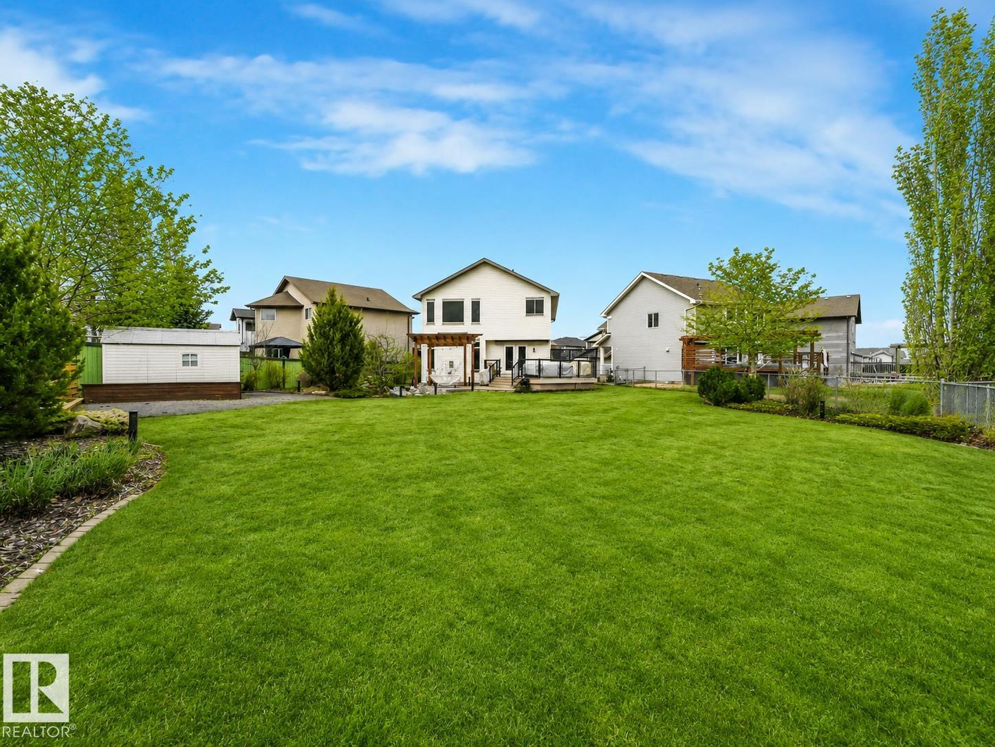 https://zimg.paragon.ice.com/ParagonImages/Property/PM/RAE/225401623/57/0/0/2e9534e8f0713c8f405d5515afa891c8/1/01fd338ce7822d43ff353562ab17adf8/225401623-f21abec0-09cf-4a33-9c3d-3507bbee3ed6.JPG