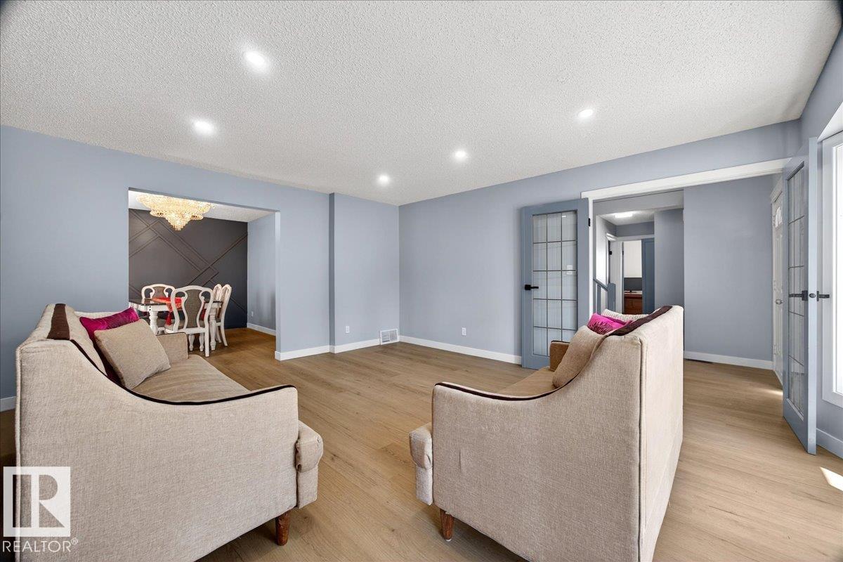 Photo 15 at 706 Burley Drive NW, Bulyea Heights, Edmonton
