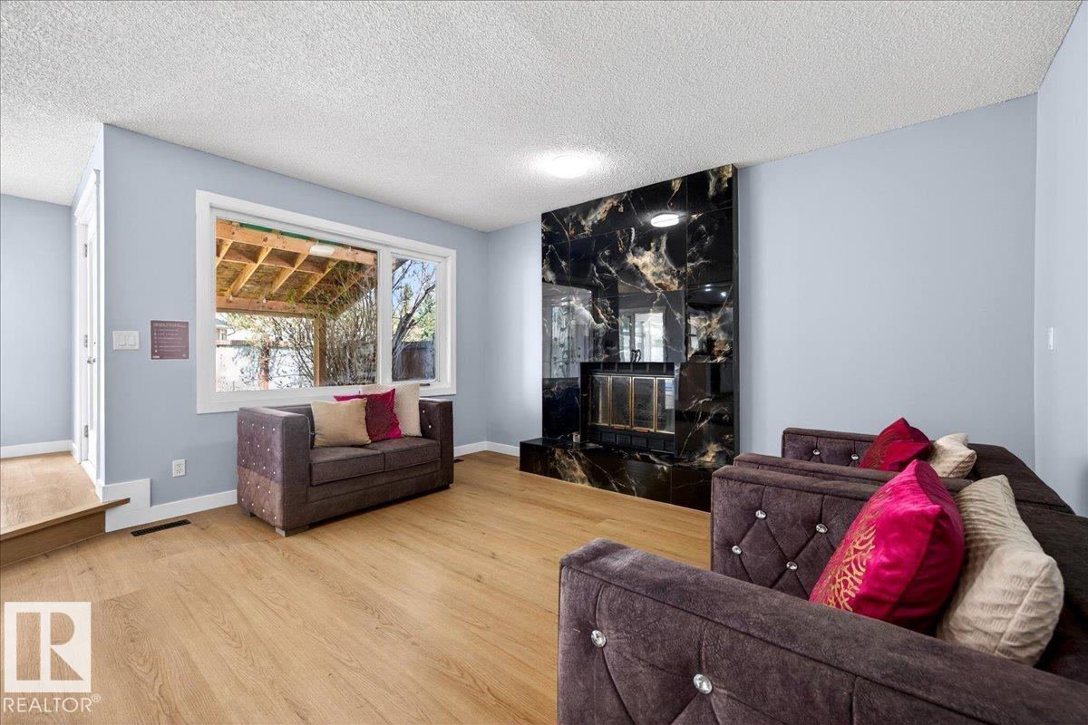 Photo 16 at 706 Burley Drive NW, Bulyea Heights, Edmonton