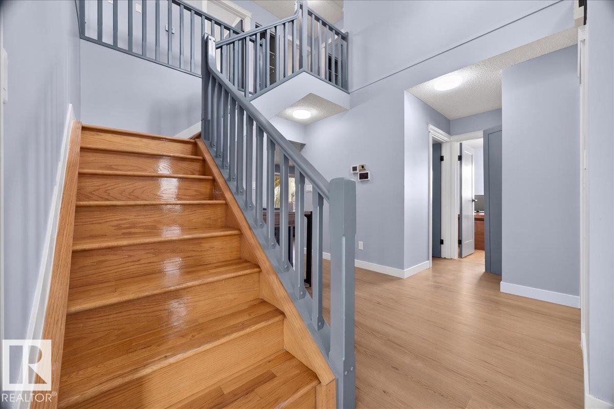 Photo 10 at 706 Burley Drive NW, Bulyea Heights, Edmonton