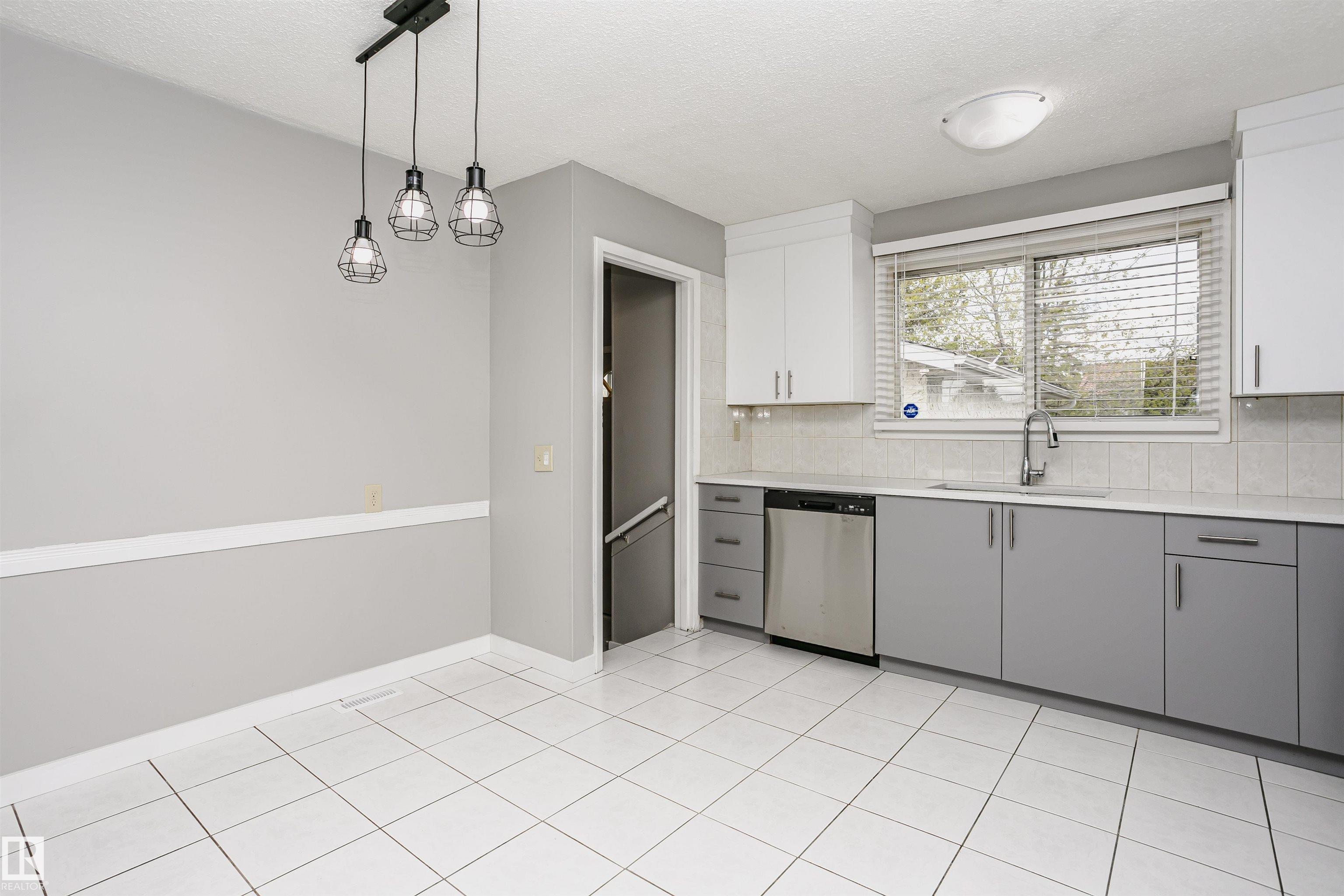 Photo 13 at 11436 161 Avenue NW, Dunluce, Edmonton
