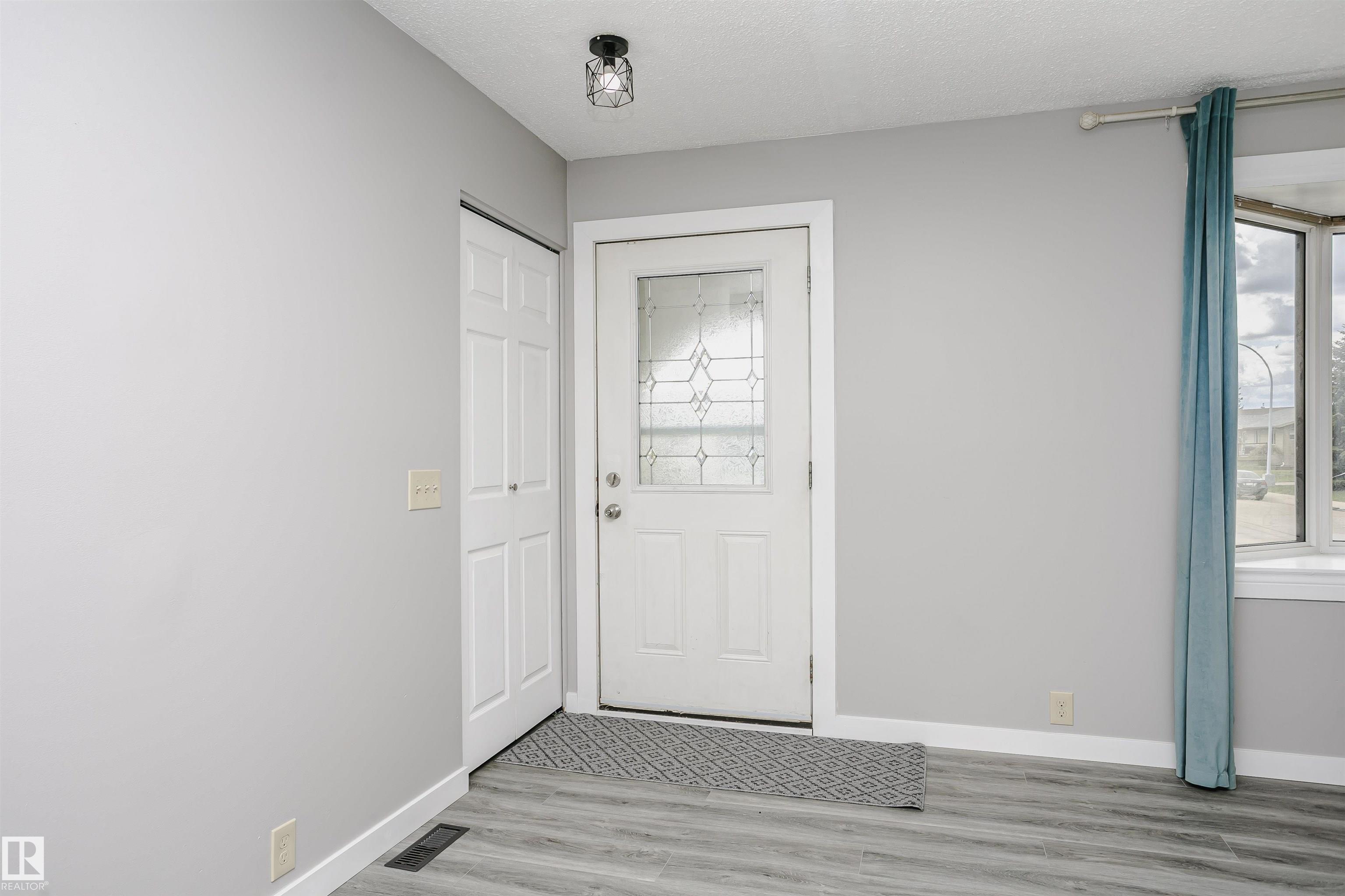 11436 161 Avenue NW, Dunluce, Edmonton