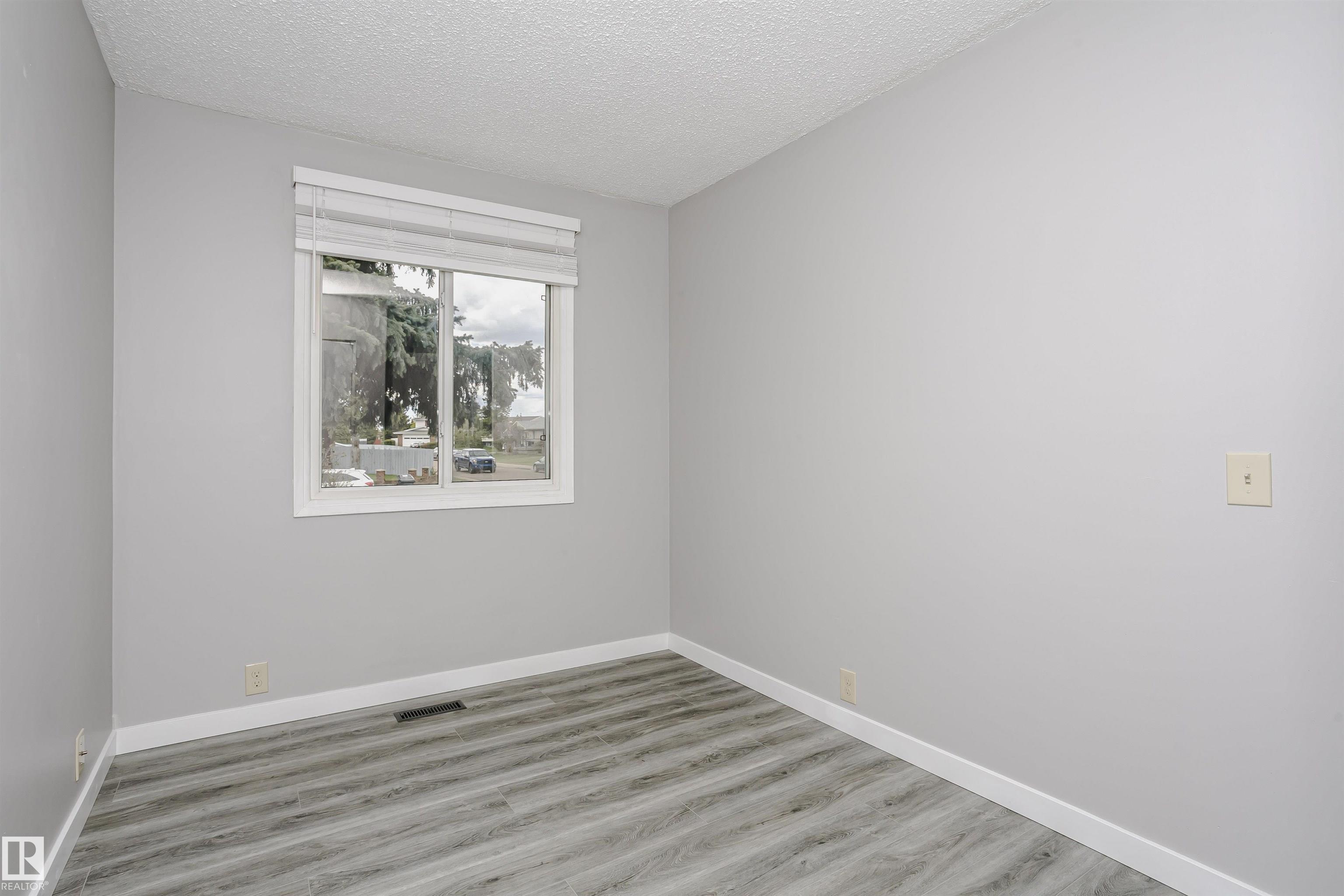 Photo 24 at 11436 161 Avenue NW, Dunluce, Edmonton