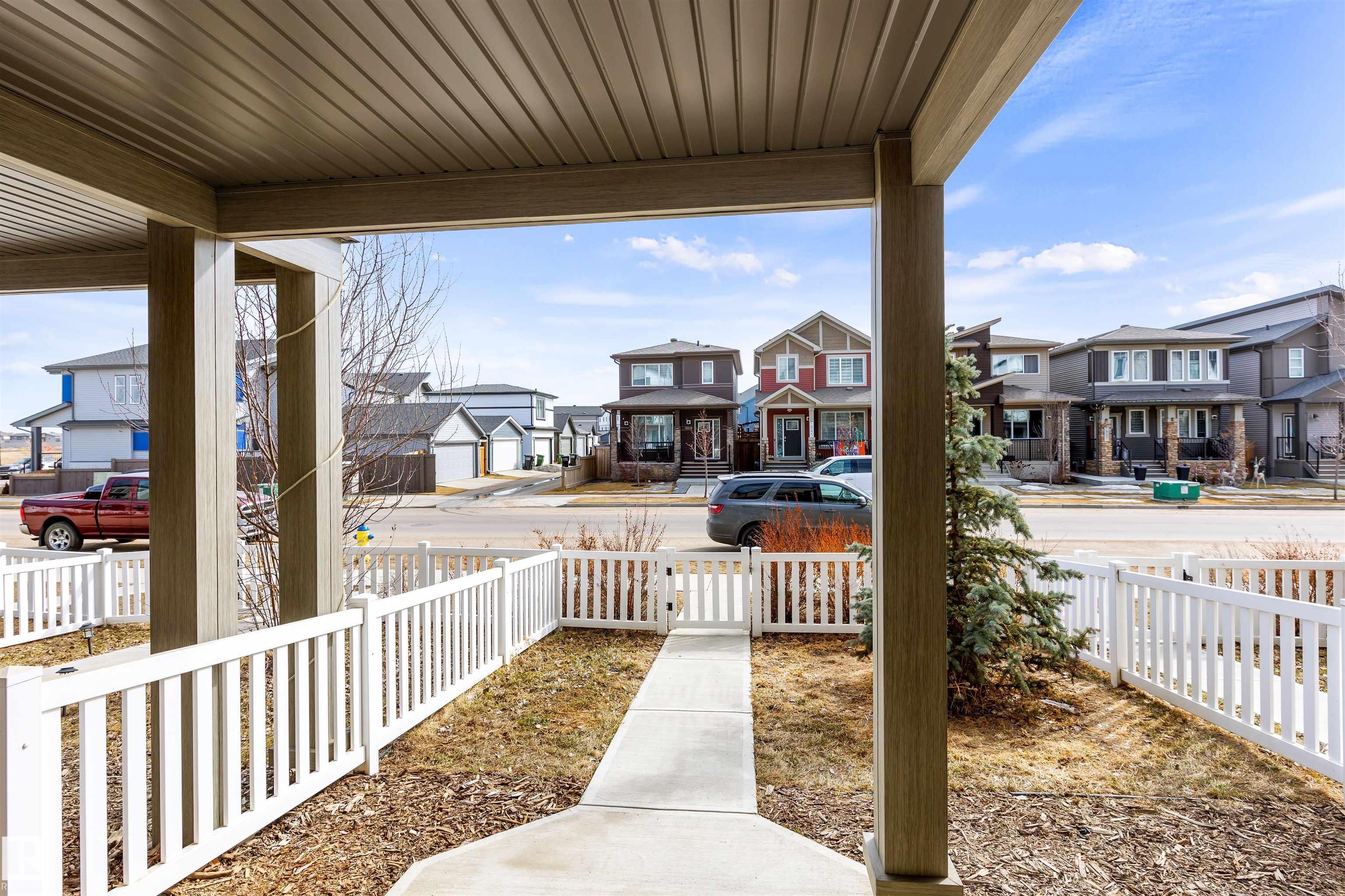 Picture for 19220 27 AV NW