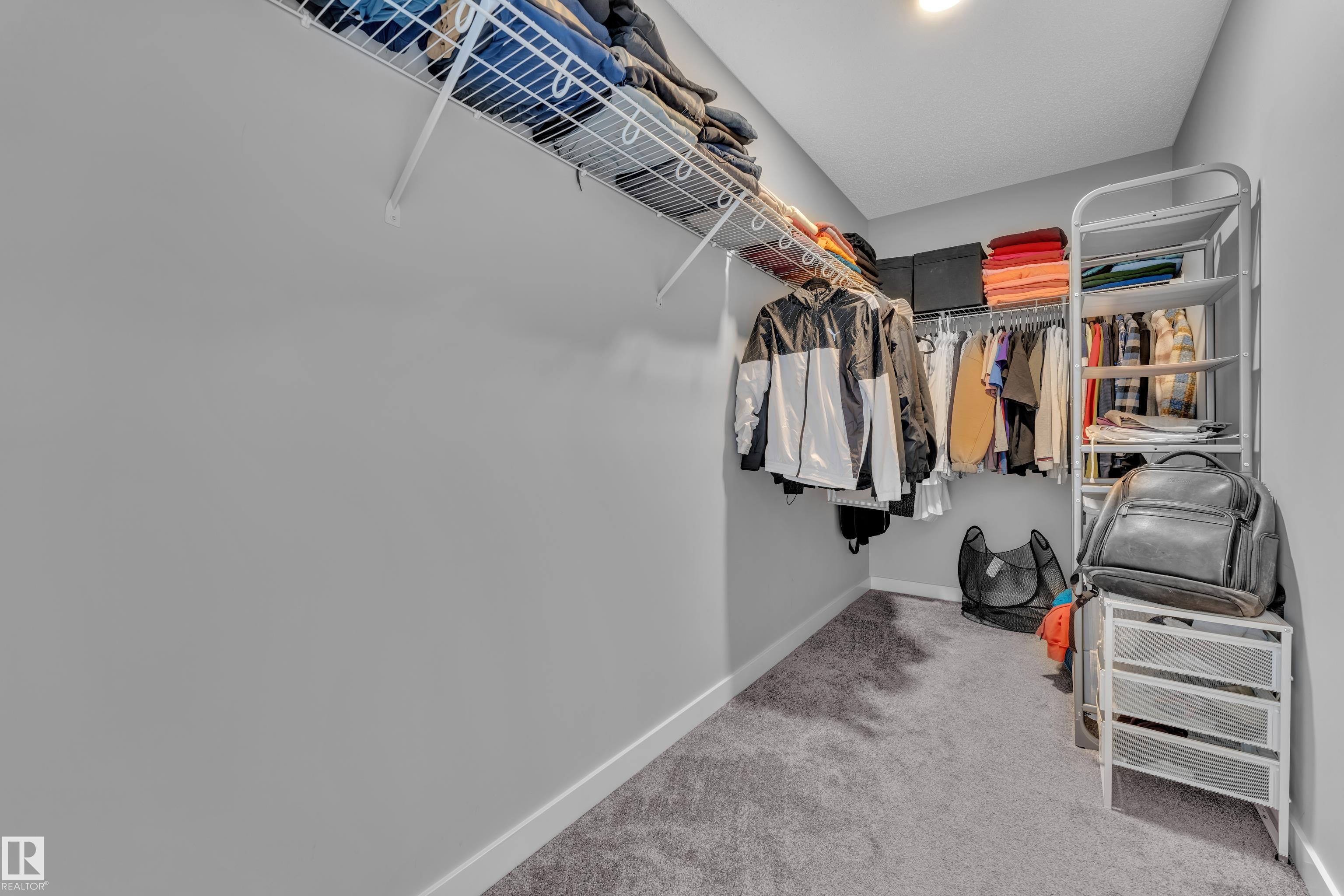 https://zimg.paragon.ice.com/ParagonImages/Property/PM/RAE/225401632/34/0/0/a5b45f3c3de59a7f0b1b8cb64e909df2/1/2cf4c02fe961847c9620644af40a81da/225401632-10bbf5c9-8f9d-4fa2-aa60-00cea731dd4a.JPG