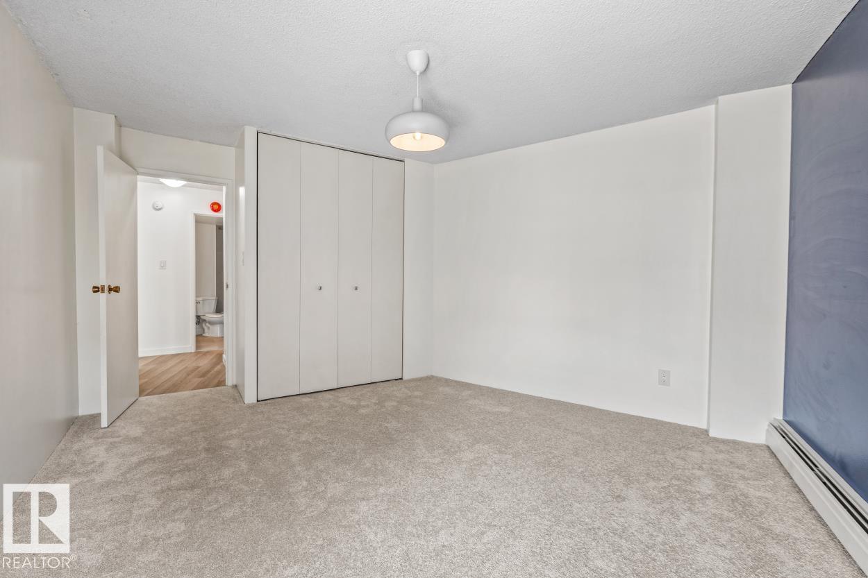 1004 - 10045 117 Street NW, Wîhkwêntôwin, Edmonton
