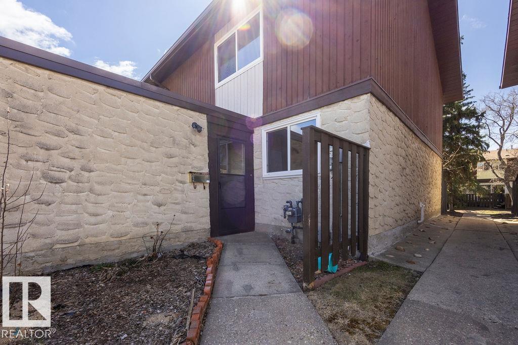17429 77 Avenue NW, Callingwood North, Edmonton