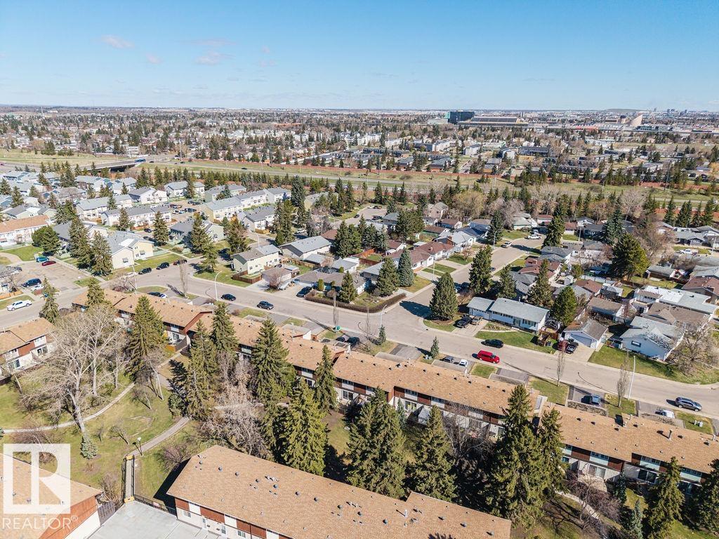 Photo 33 at 17429 77 Avenue NW, Callingwood North, Edmonton