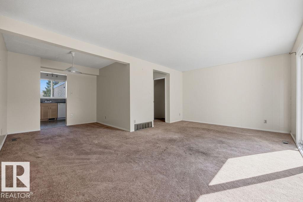 Photo 10 at 17429 77 Avenue NW, Callingwood North, Edmonton