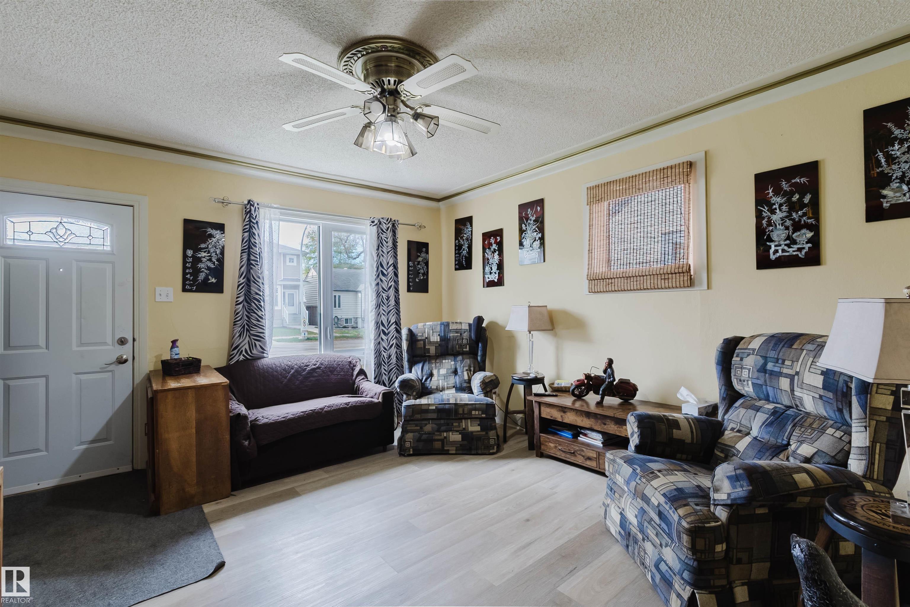 10834 75 Avenue NW, Queen Alexandra, Edmonton