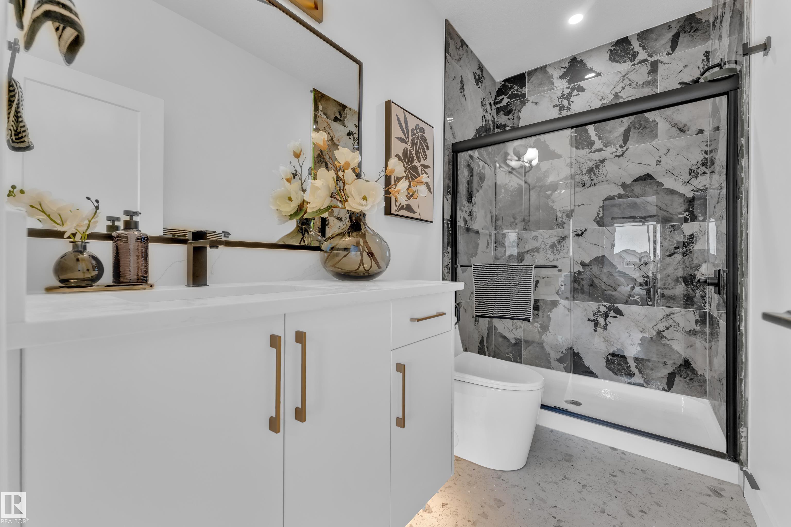 https://zimg.paragon.ice.com/ParagonImages/Property/PM/RAE/225401637/13/0/0/739939bcfa22b647322f44b0b7eee356/1/d36a2022f5cfcc5d3770694682f527a4/225401637-7dab0928-c802-4bdb-9d21-aadd5d92740e.JPG