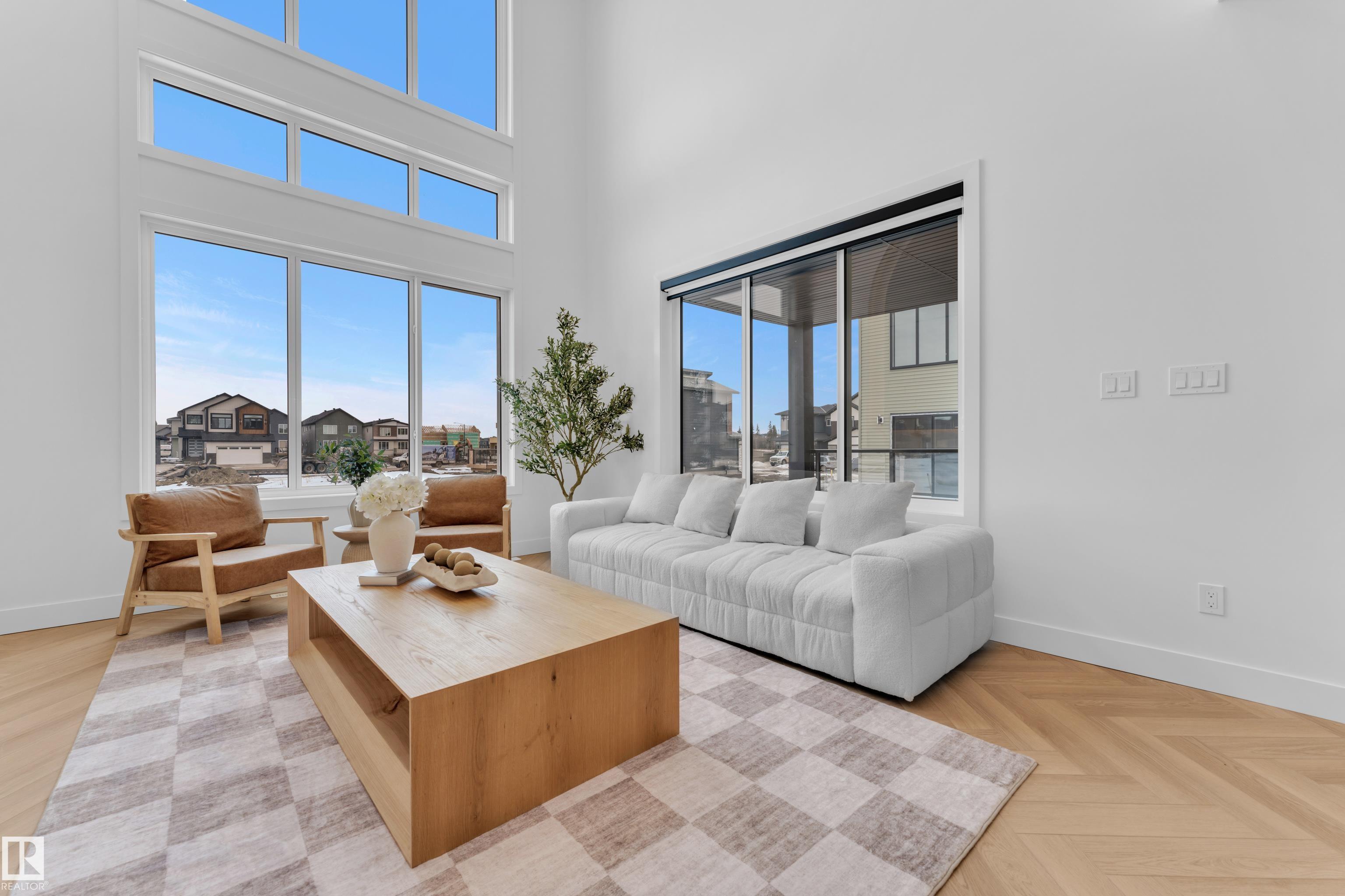 https://zimg.paragon.ice.com/ParagonImages/Property/PM/RAE/225401637/14/0/0/4ed3b1fed9807faa574f70d80b9e3ebb/1/d36a2022f5cfcc5d3770694682f527a4/225401637-1ceec42e-b1ca-4007-8e13-8f378670b8a6.JPG