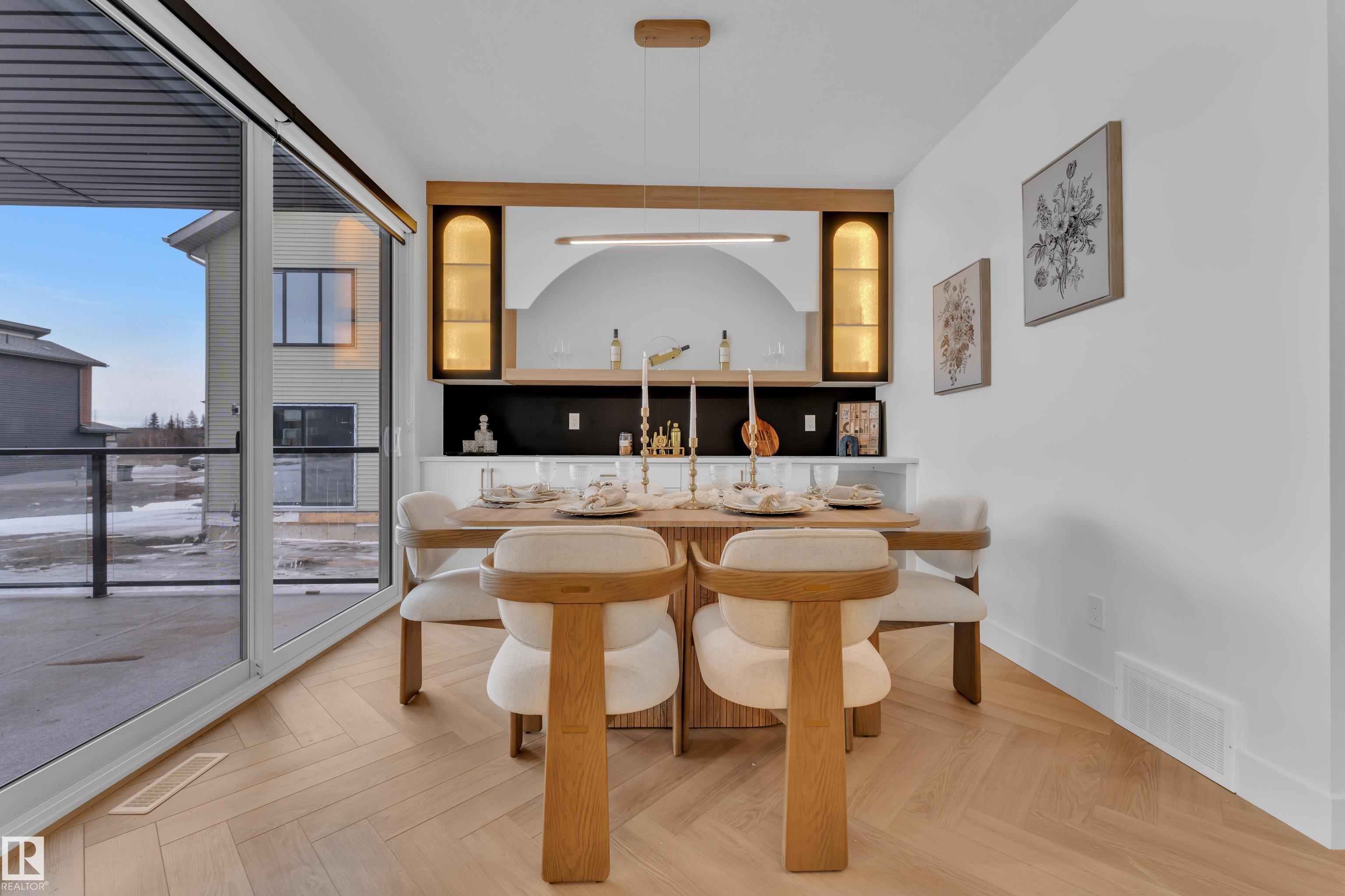 https://zimg.paragon.ice.com/ParagonImages/Property/PM/RAE/225401637/26/0/0/c8f265d4c655ac48207016c8d202648e/1/d36a2022f5cfcc5d3770694682f527a4/225401637-dad887ed-61d1-456b-9ac6-bc054d075cd2.JPG