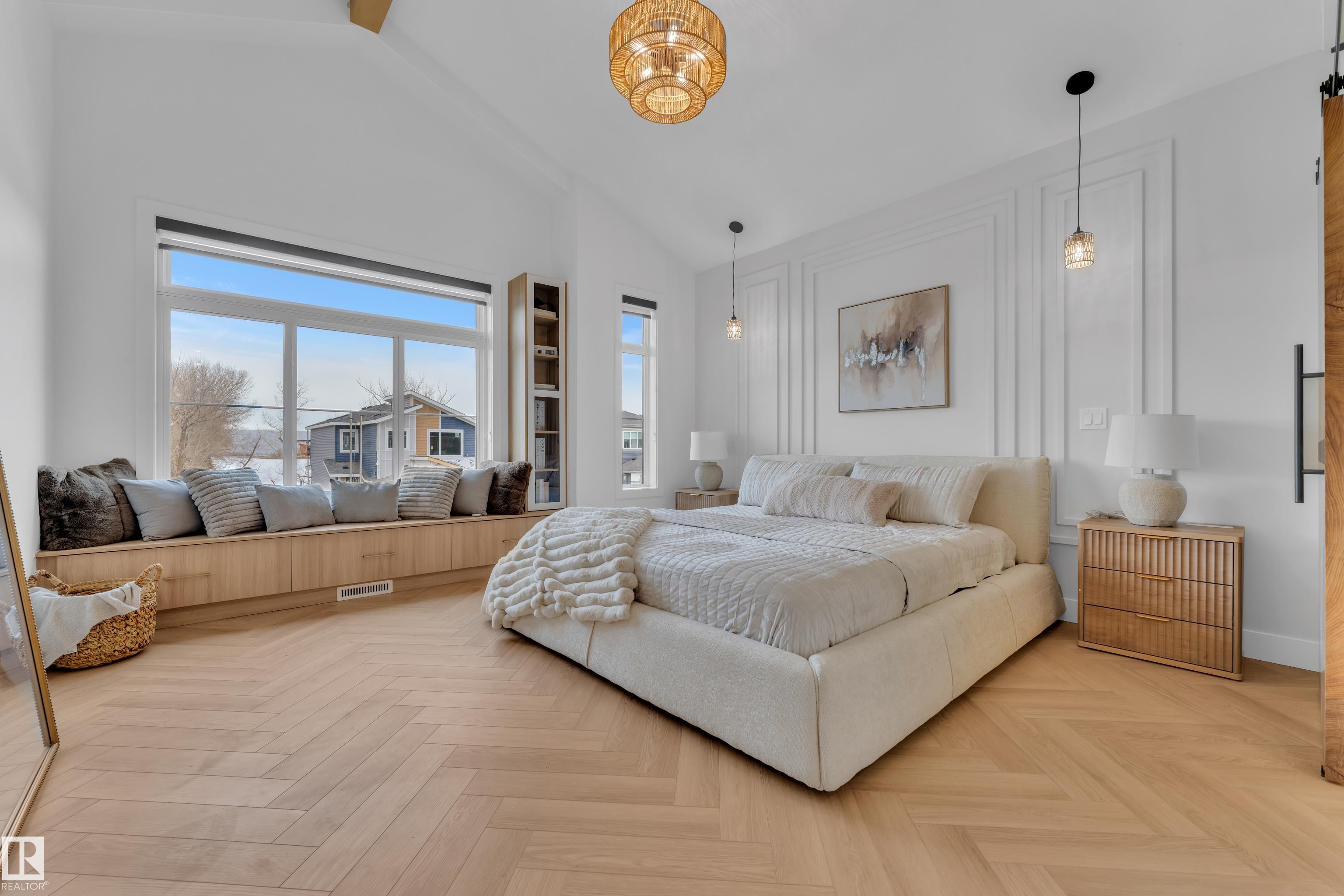 https://zimg.paragon.ice.com/ParagonImages/Property/PM/RAE/225401637/38/0/0/1b7db42853838b8446711e34218634a7/1/d36a2022f5cfcc5d3770694682f527a4/225401637-1a6ec114-0dbc-49fc-8bb2-5ef90da6794b.JPG