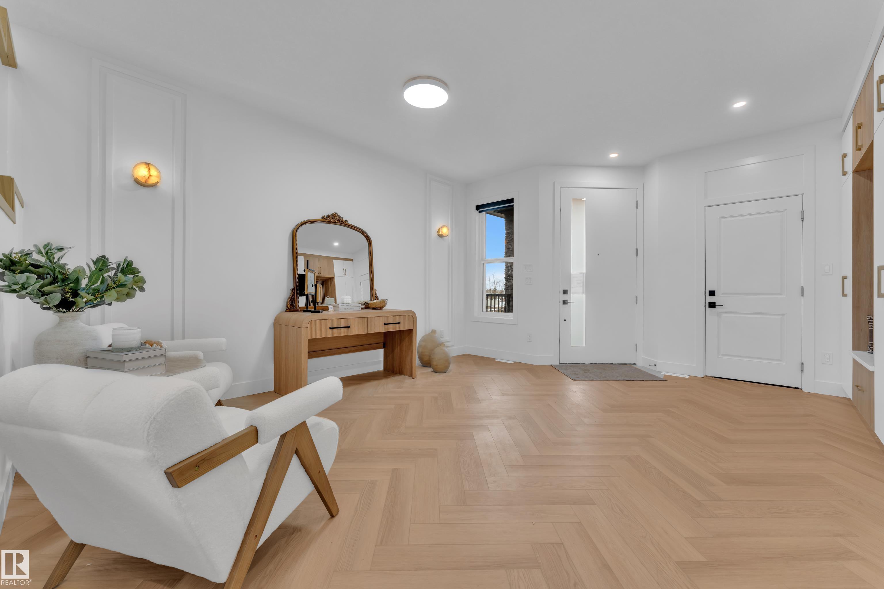 https://zimg.paragon.ice.com/ParagonImages/Property/PM/RAE/225401637/9/0/0/4be7adae62c67320d15bc63c9f312b5f/1/d36a2022f5cfcc5d3770694682f527a4/225401637-46223fac-16c5-474d-96ba-94f1596e9a74.JPG