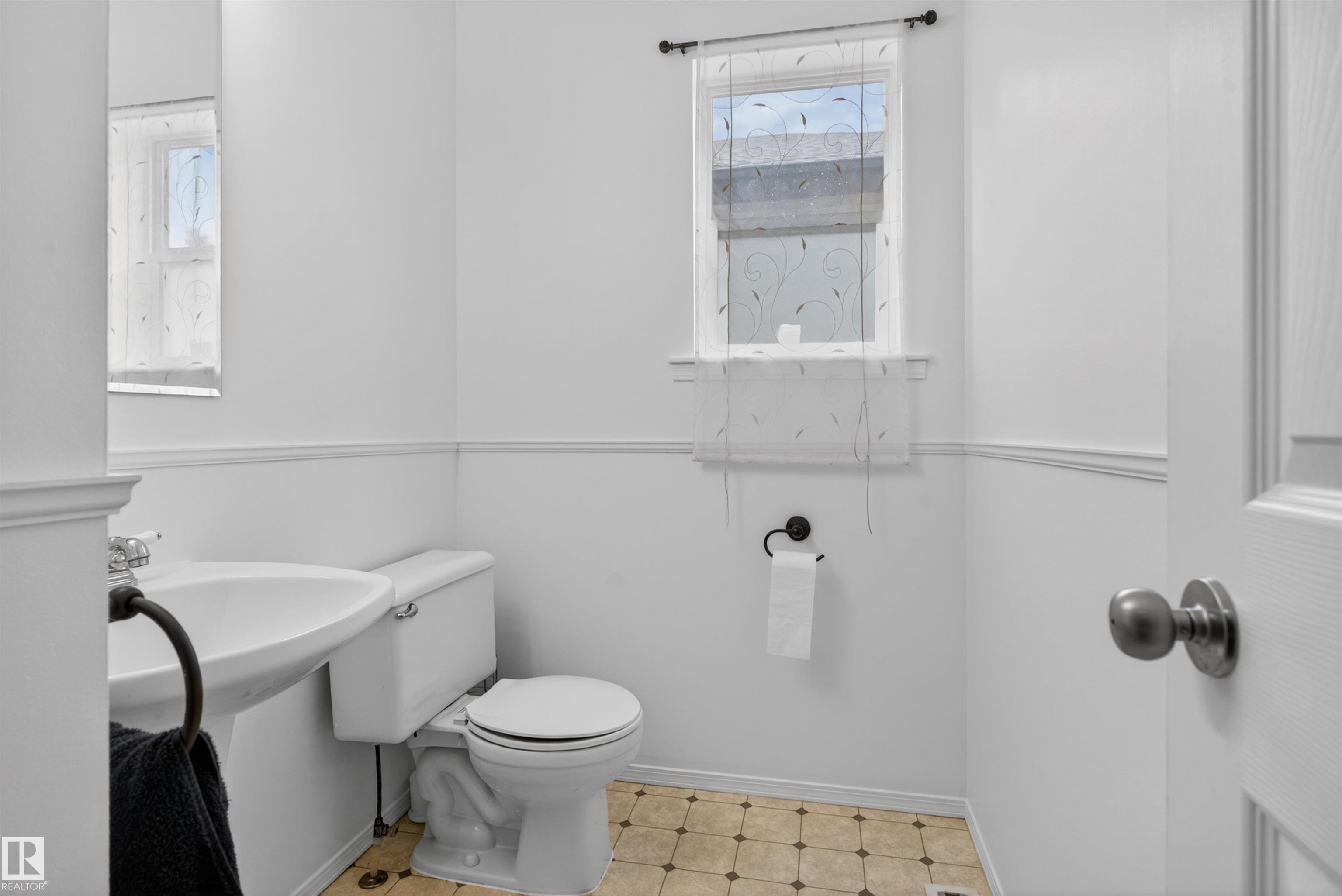 https://zimg.paragon.ice.com/ParagonImages/Property/PM/RAE/225401643/15/0/0/3b700f1f00c97acbd4de285f18f5c190/1/ac558beef5ce952e8aa862f3529cc67c/225401643-73d45128-6bb4-4363-a6d8-3436029b8753.JPG