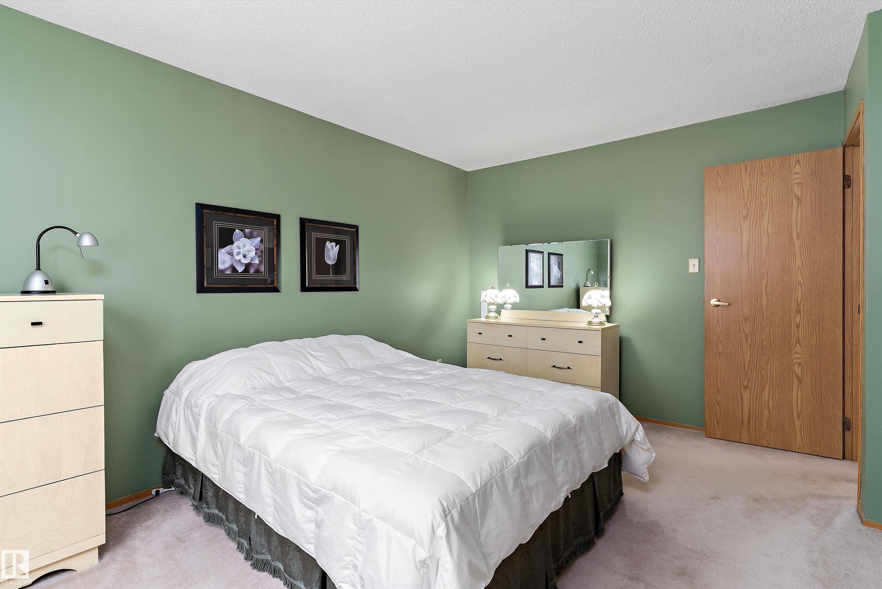 Photo 15 at 17404 Callingwood Road NW, Callingwood South, Edmonton