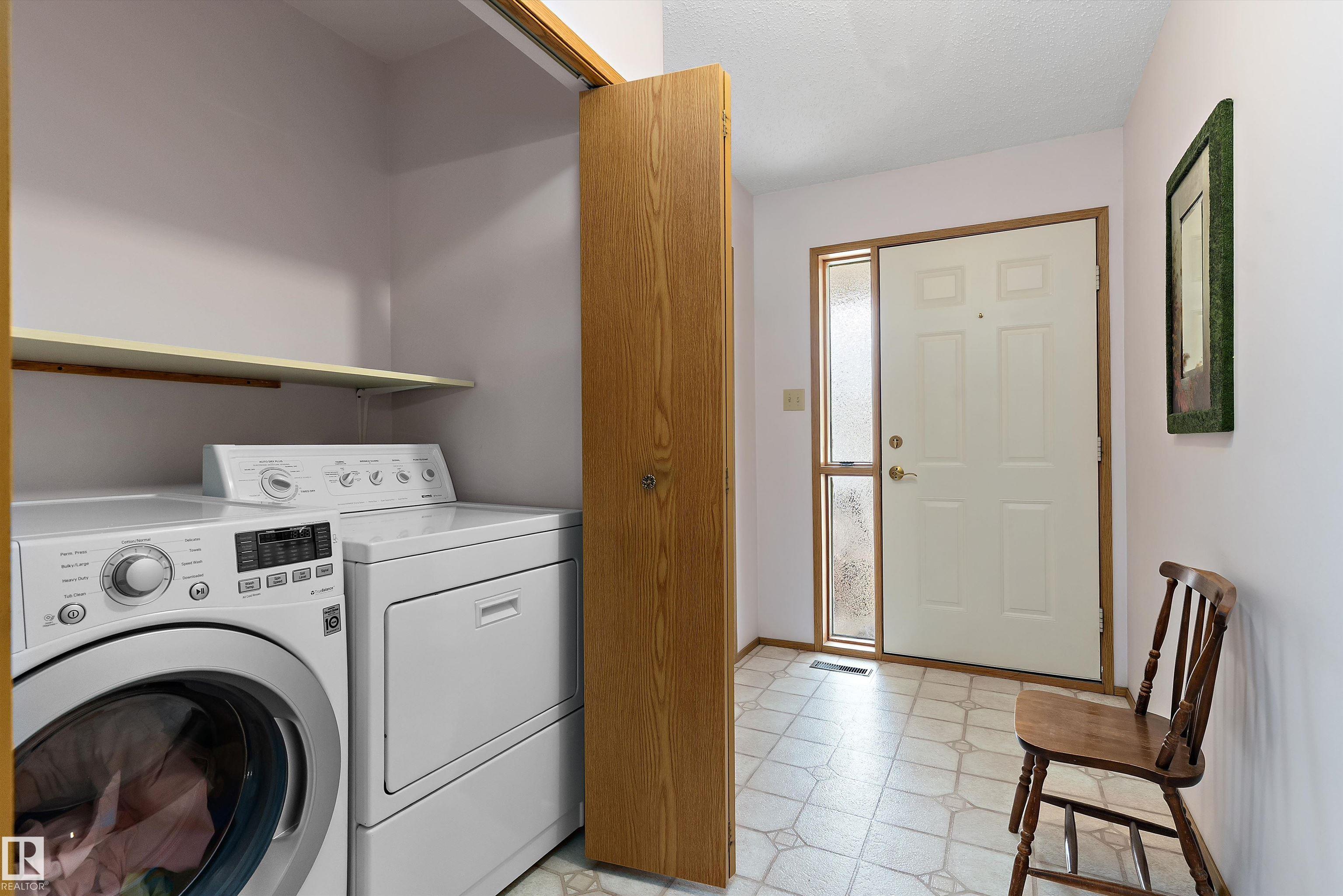 17404 Callingwood Road NW, Callingwood South, Edmonton