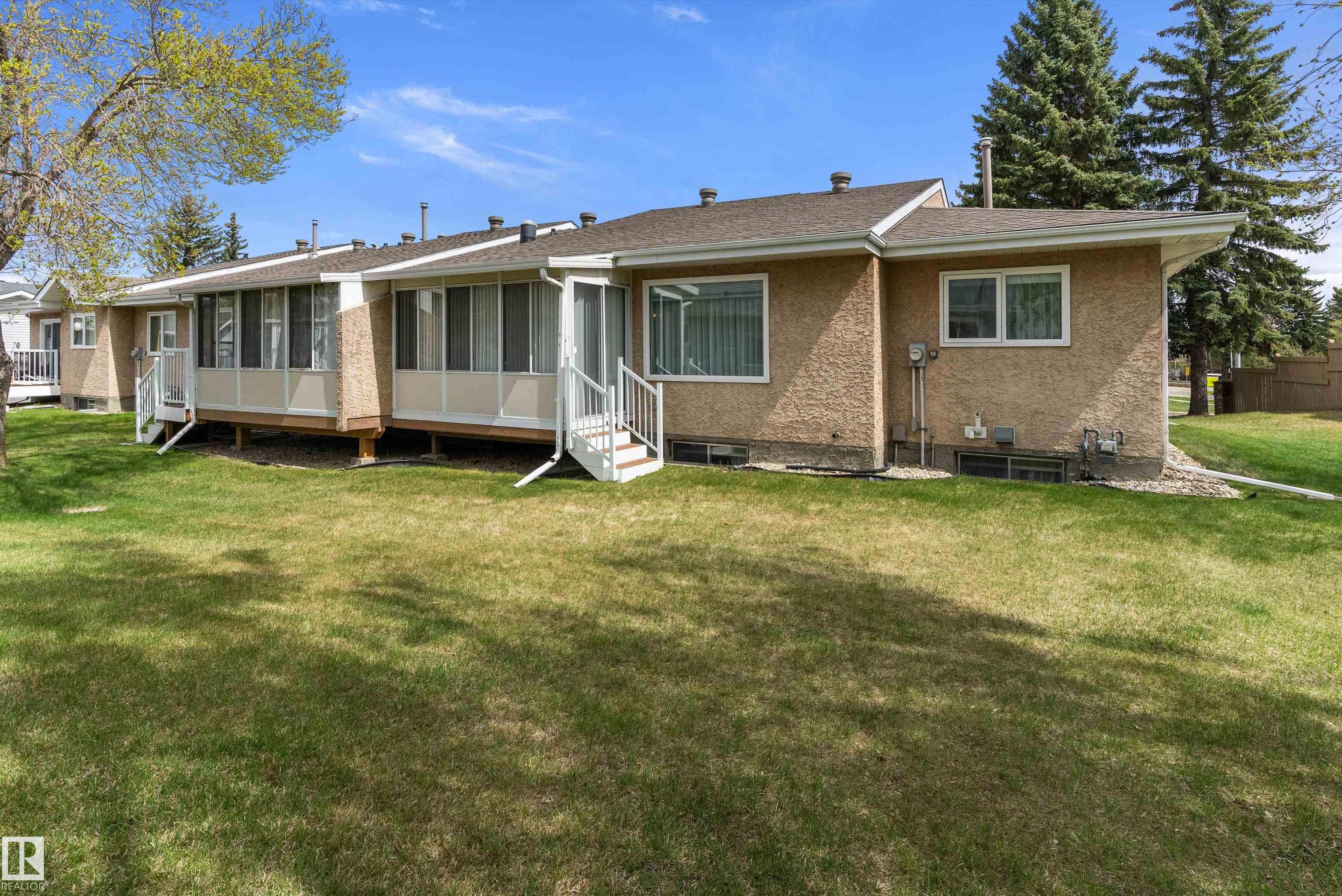 Photo 23 at 17404 Callingwood Road NW, Callingwood South, Edmonton
