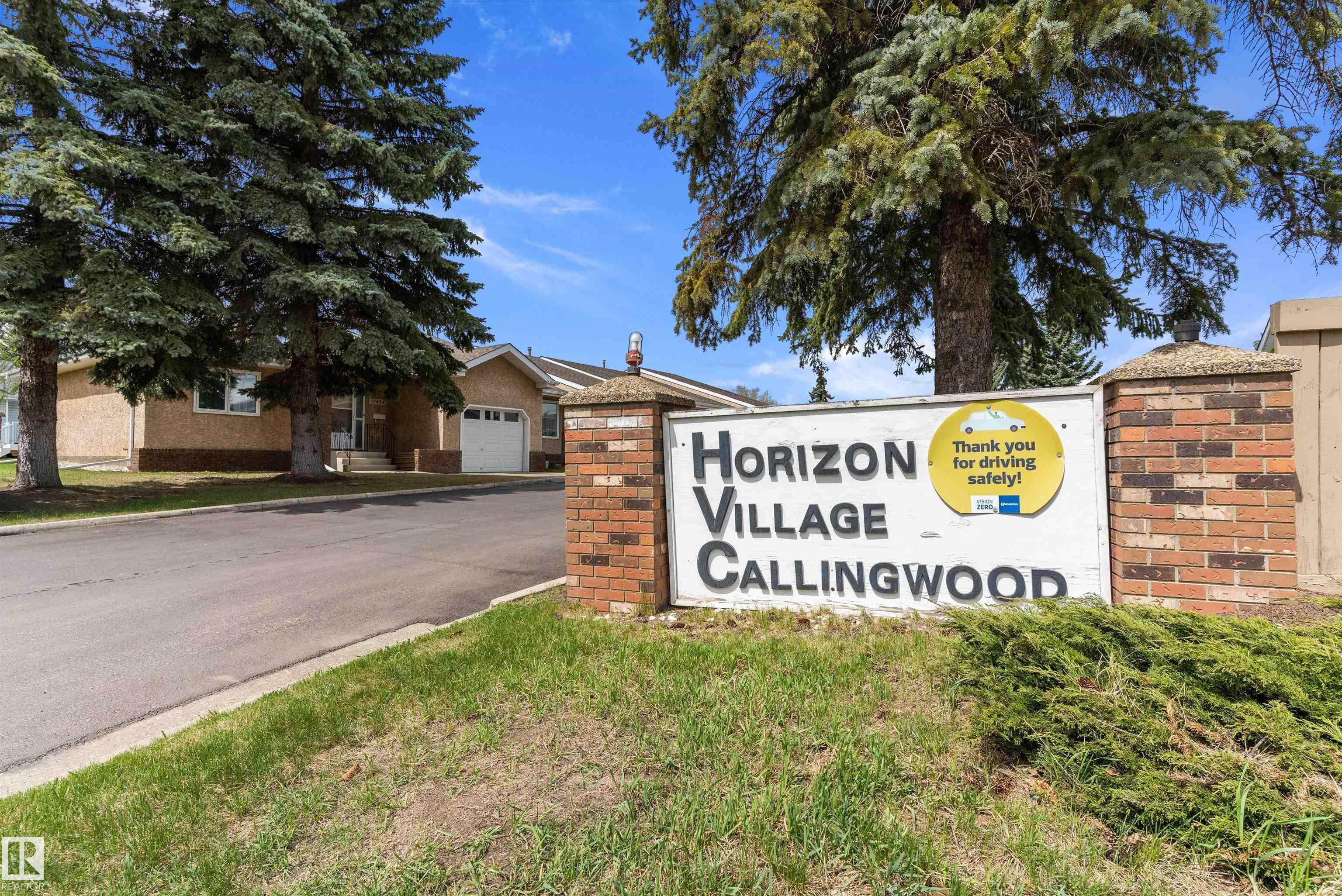 Photo 26 at 17404 Callingwood Road NW, Callingwood South, Edmonton