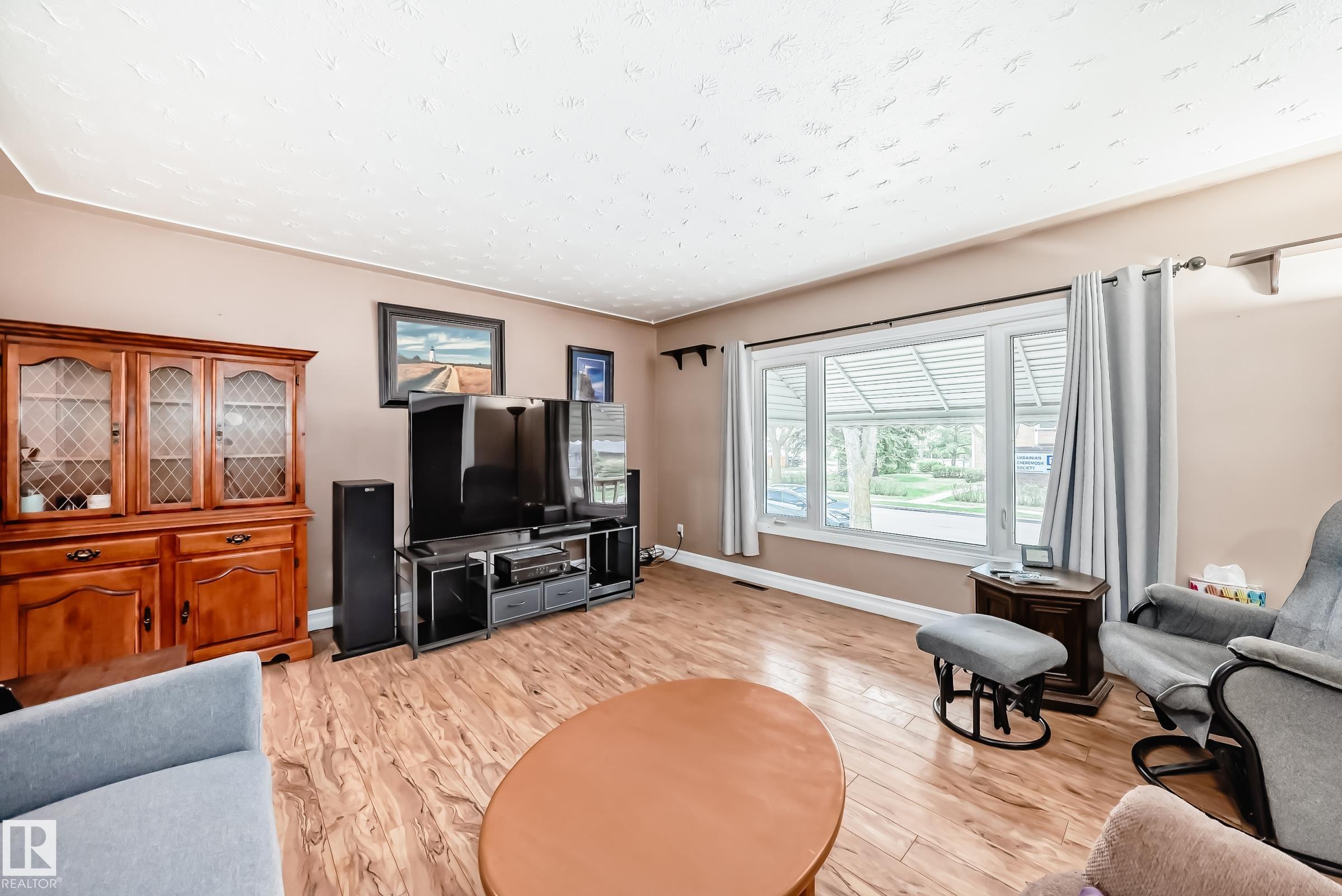 Photo 19 at 4006 115 Avenue NW, Beverly Heights, Edmonton