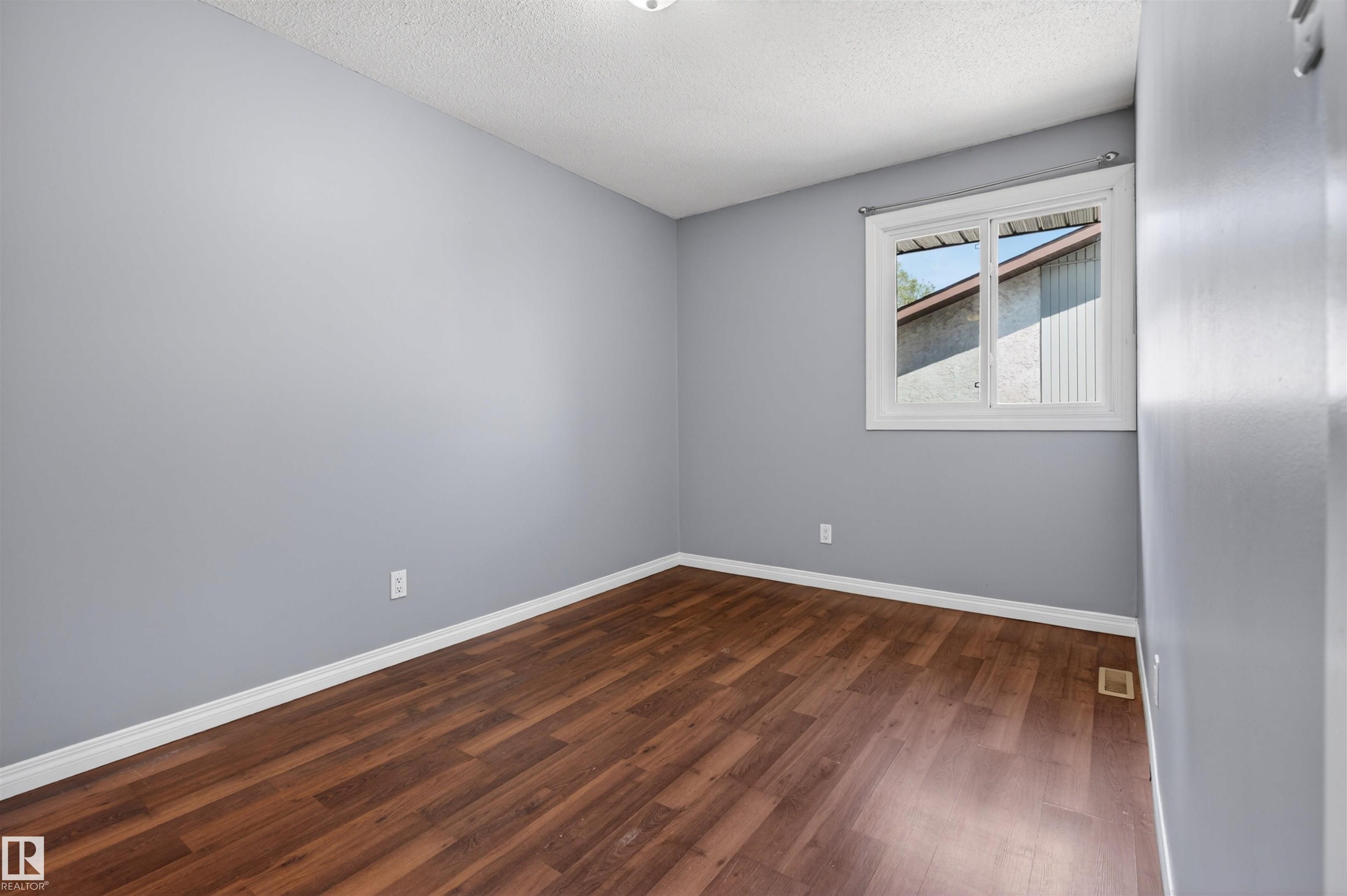 Photo 12 at 8 - 14105 82 Street NW, Kildare, Edmonton