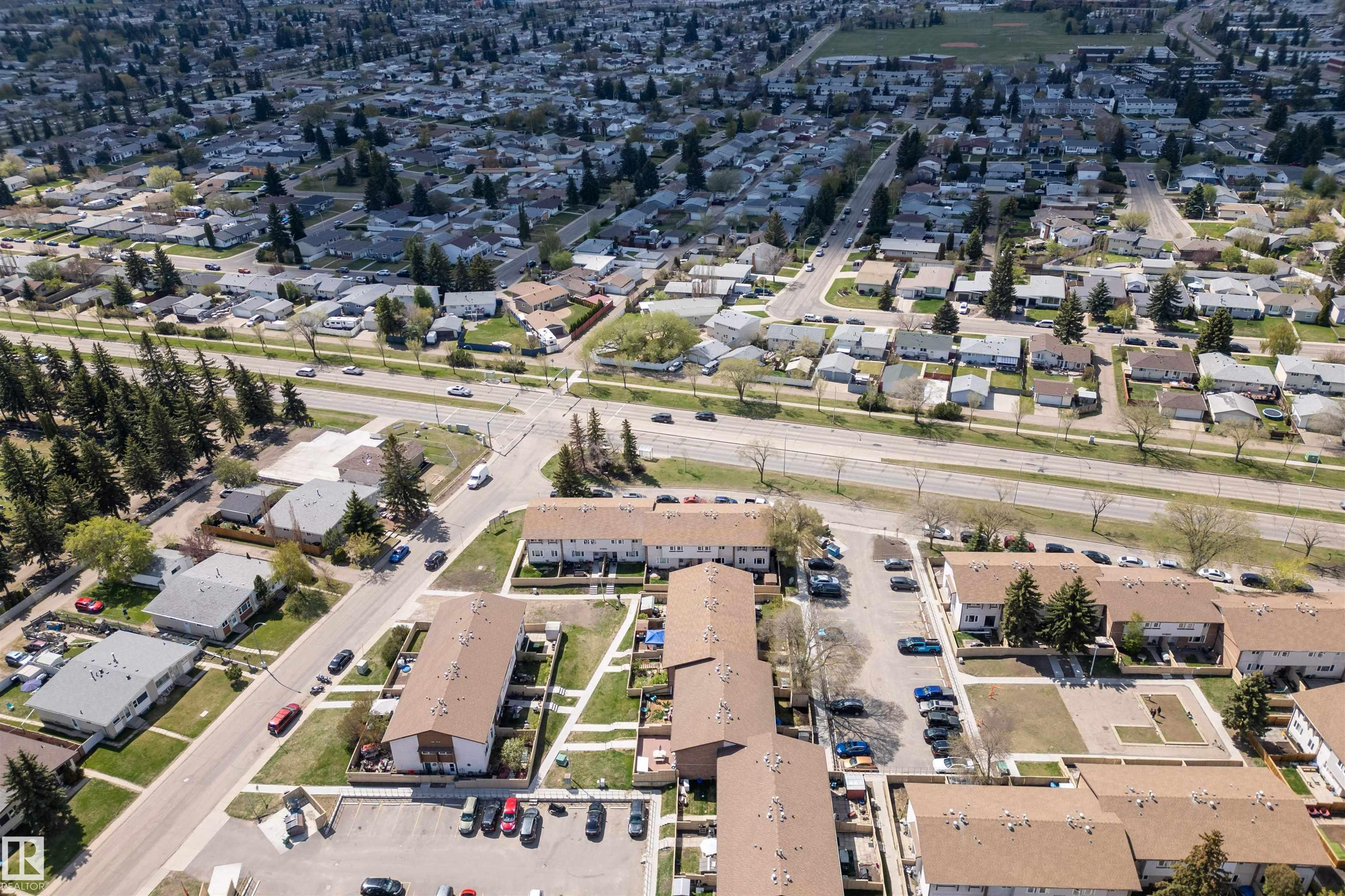 Photo 24 at 8 - 14105 82 Street NW, Kildare, Edmonton