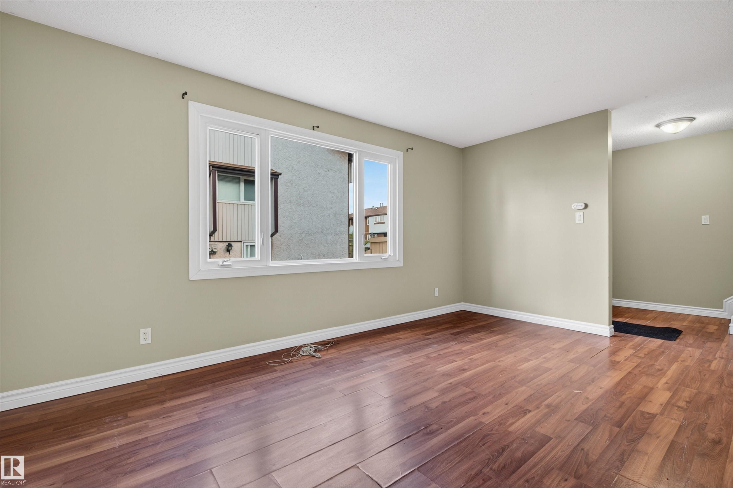 8 - 14105 82 Street NW, Kildare, Edmonton
